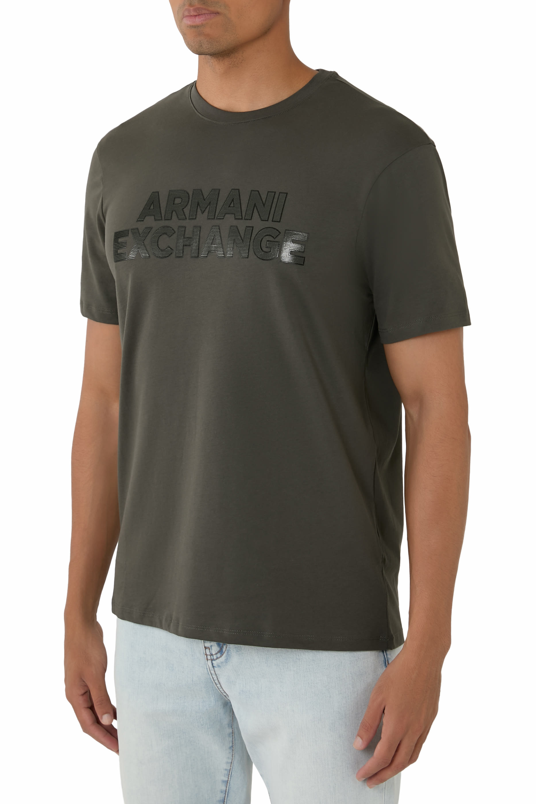 تيشيرت بشعار الماركة قطن