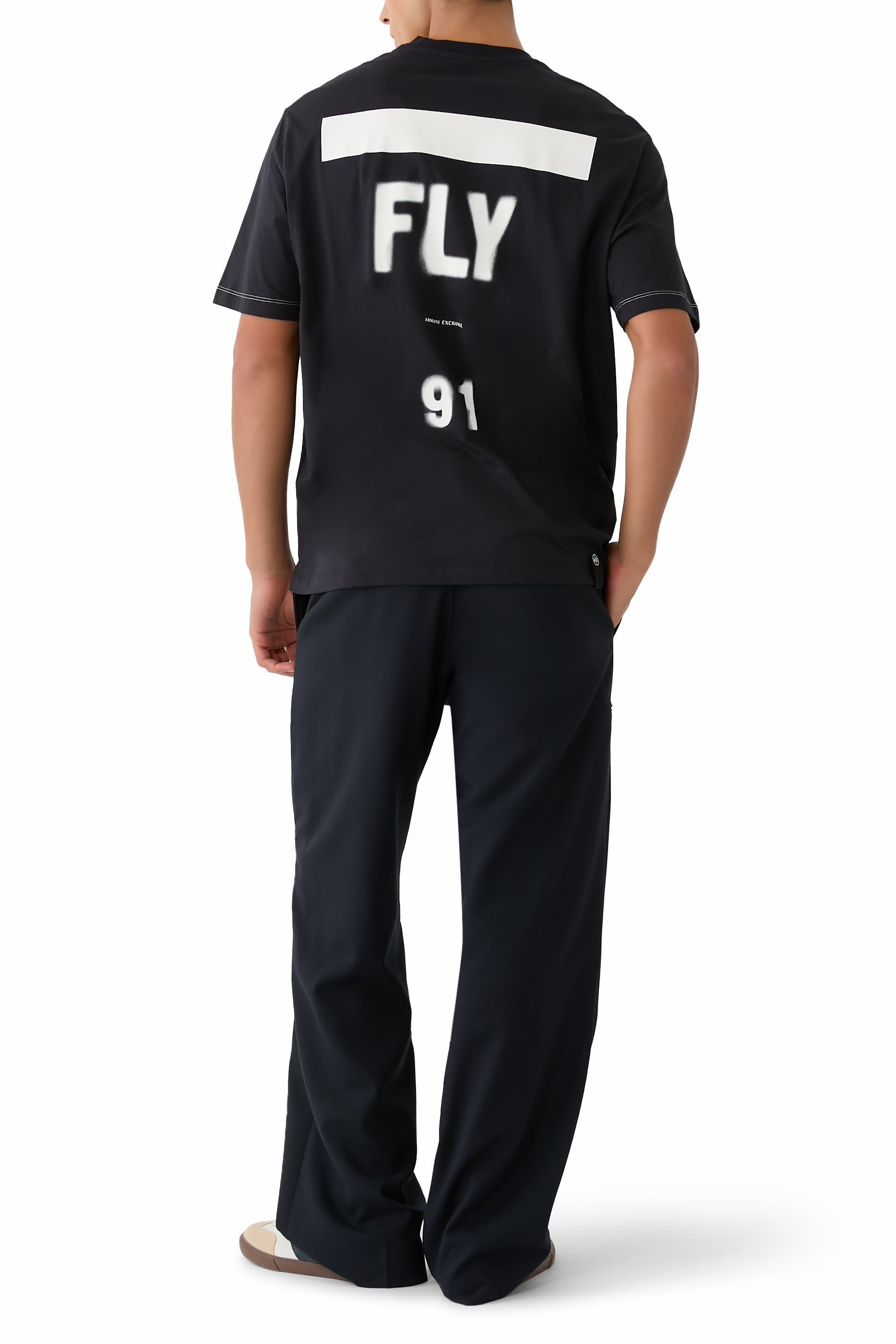 تيشيرت مارينا 91 بشعار الماركة في الخلف