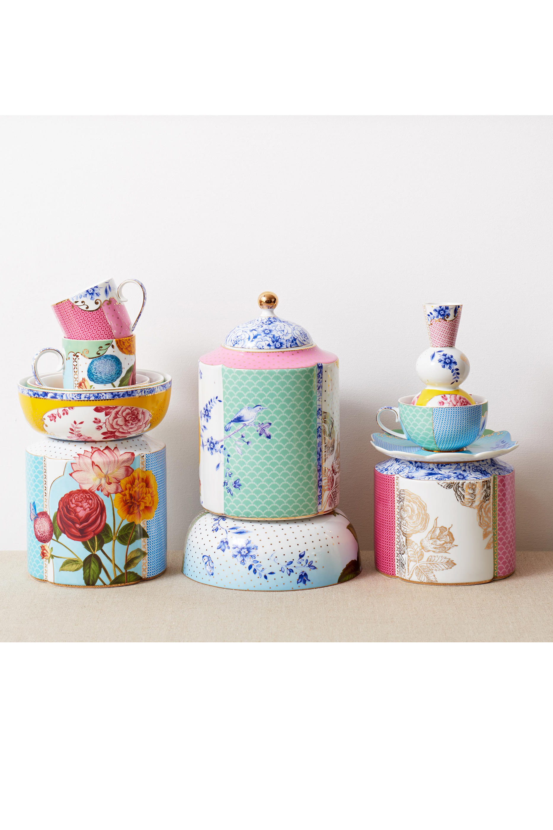 إبريق صغير رويال متعدد الألوان