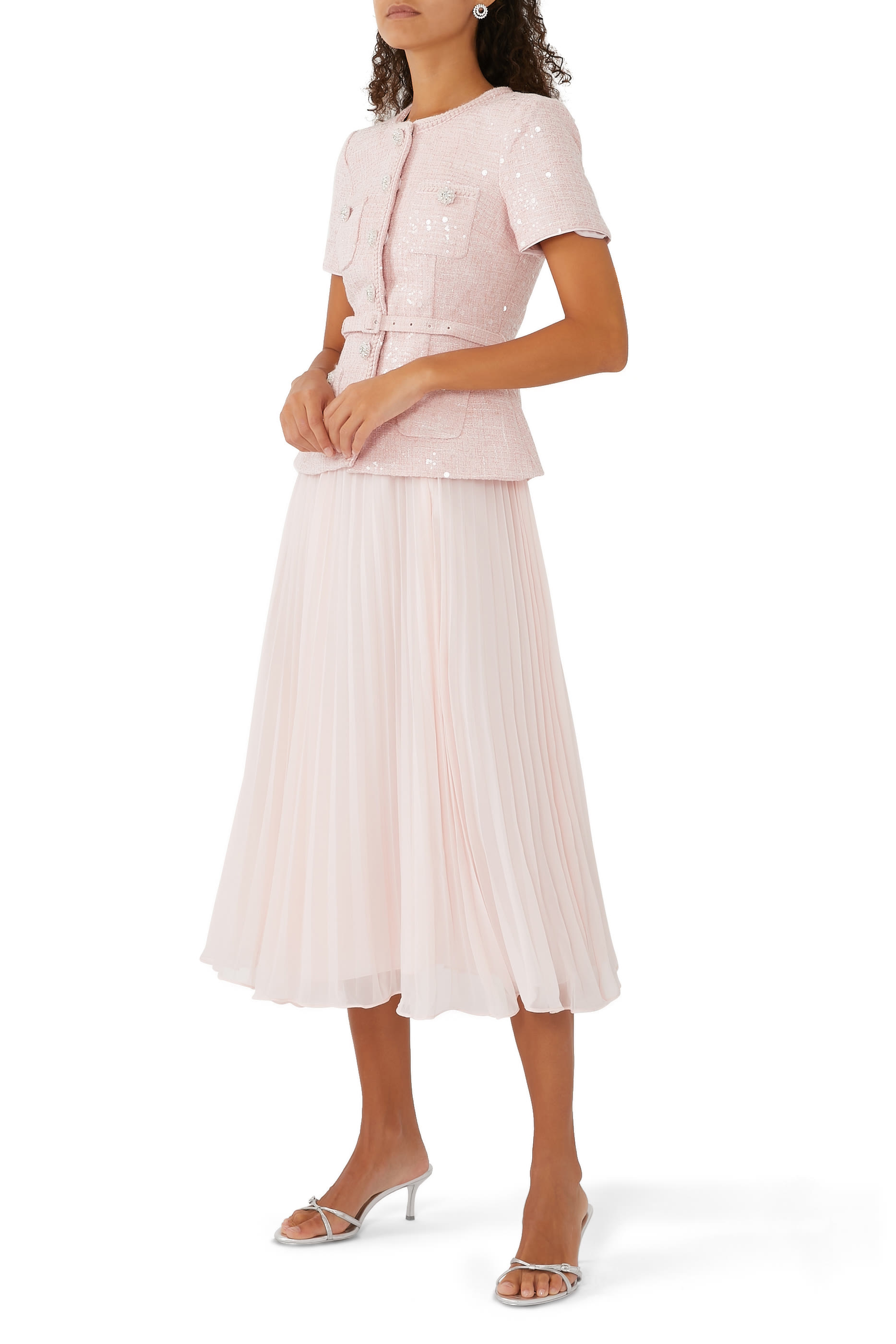 فستان بوكل وردي بطول متوسط