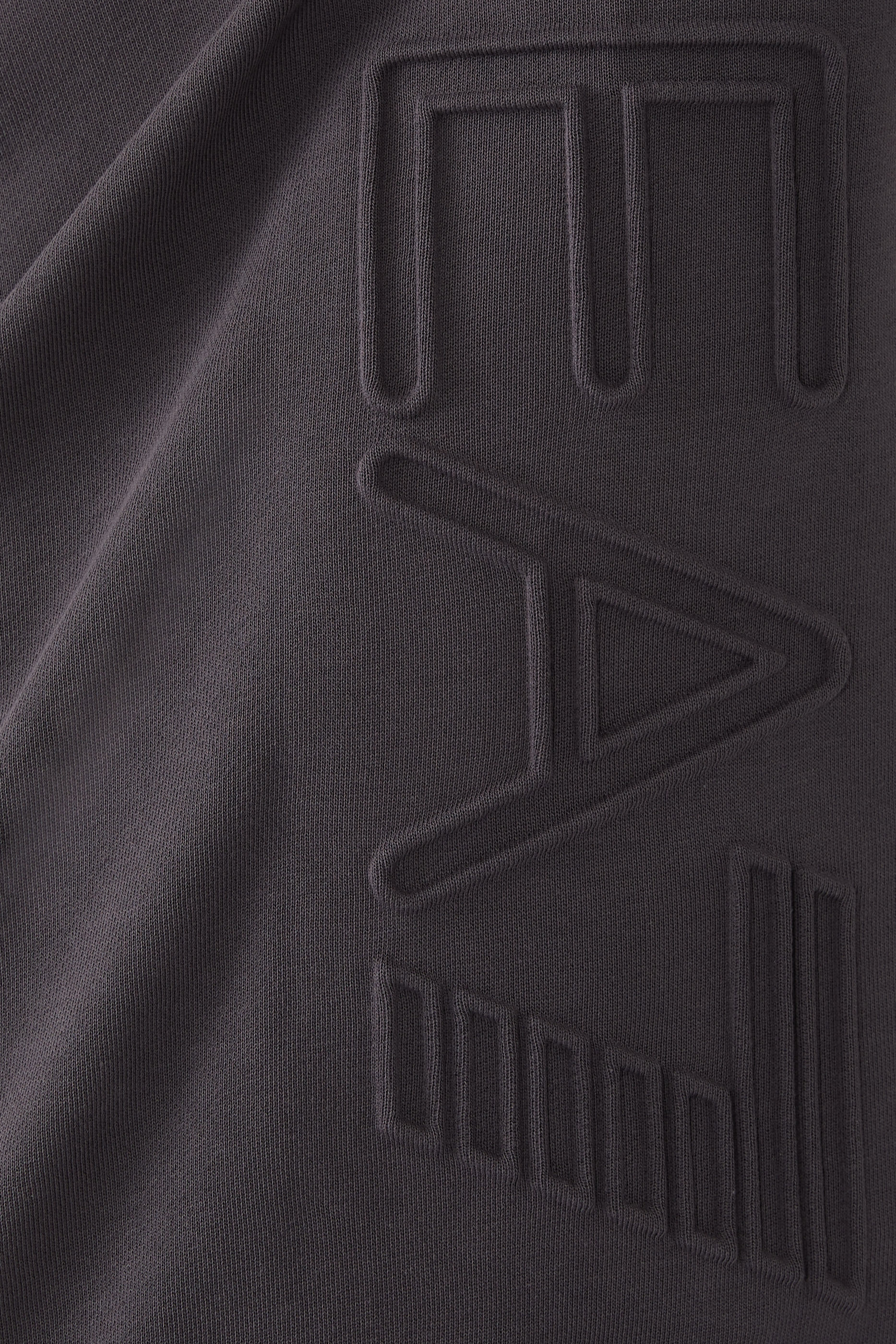 سويت شيرت بشعار الماركة