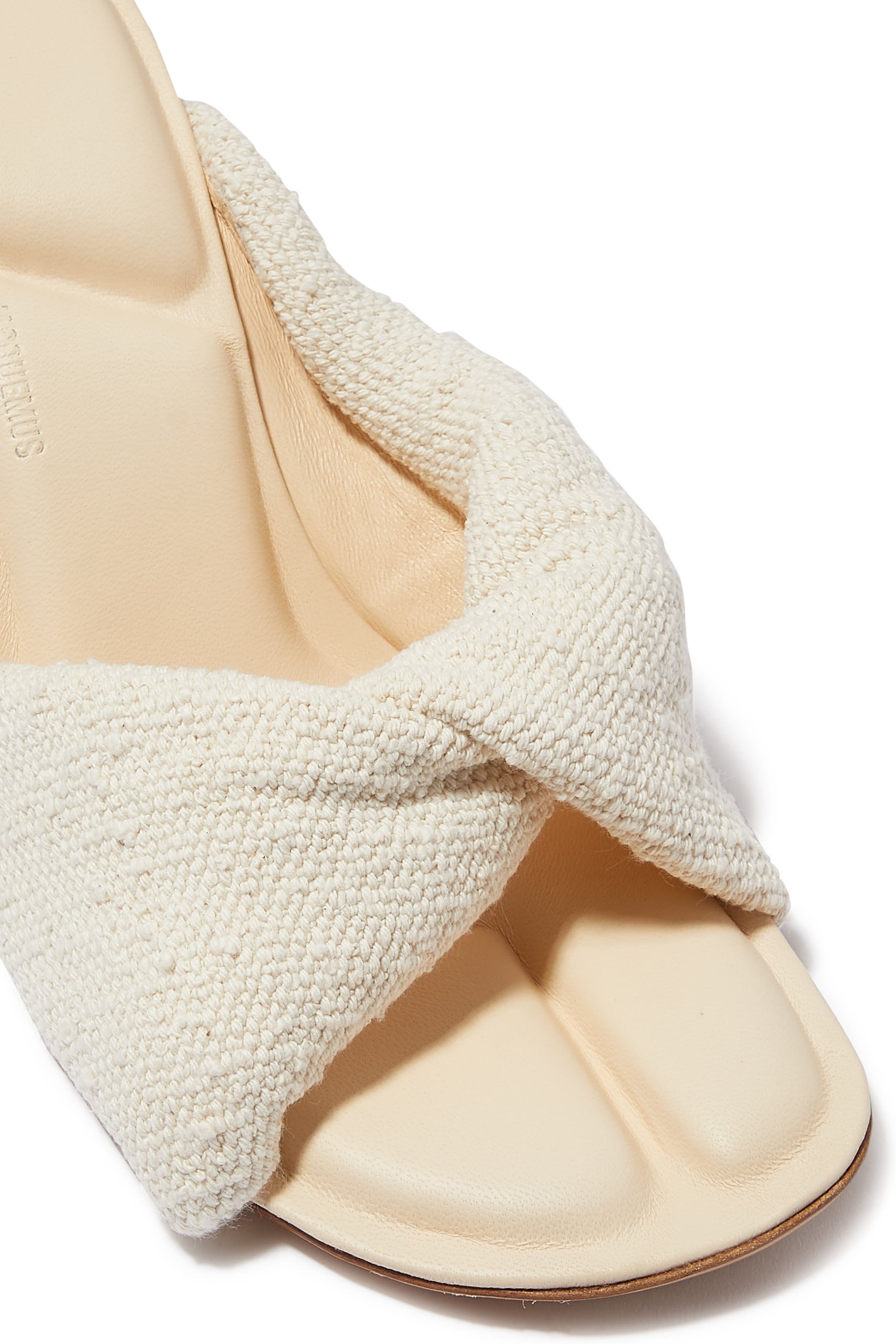 صندل لي مول باجنو بكعب مقاس 80