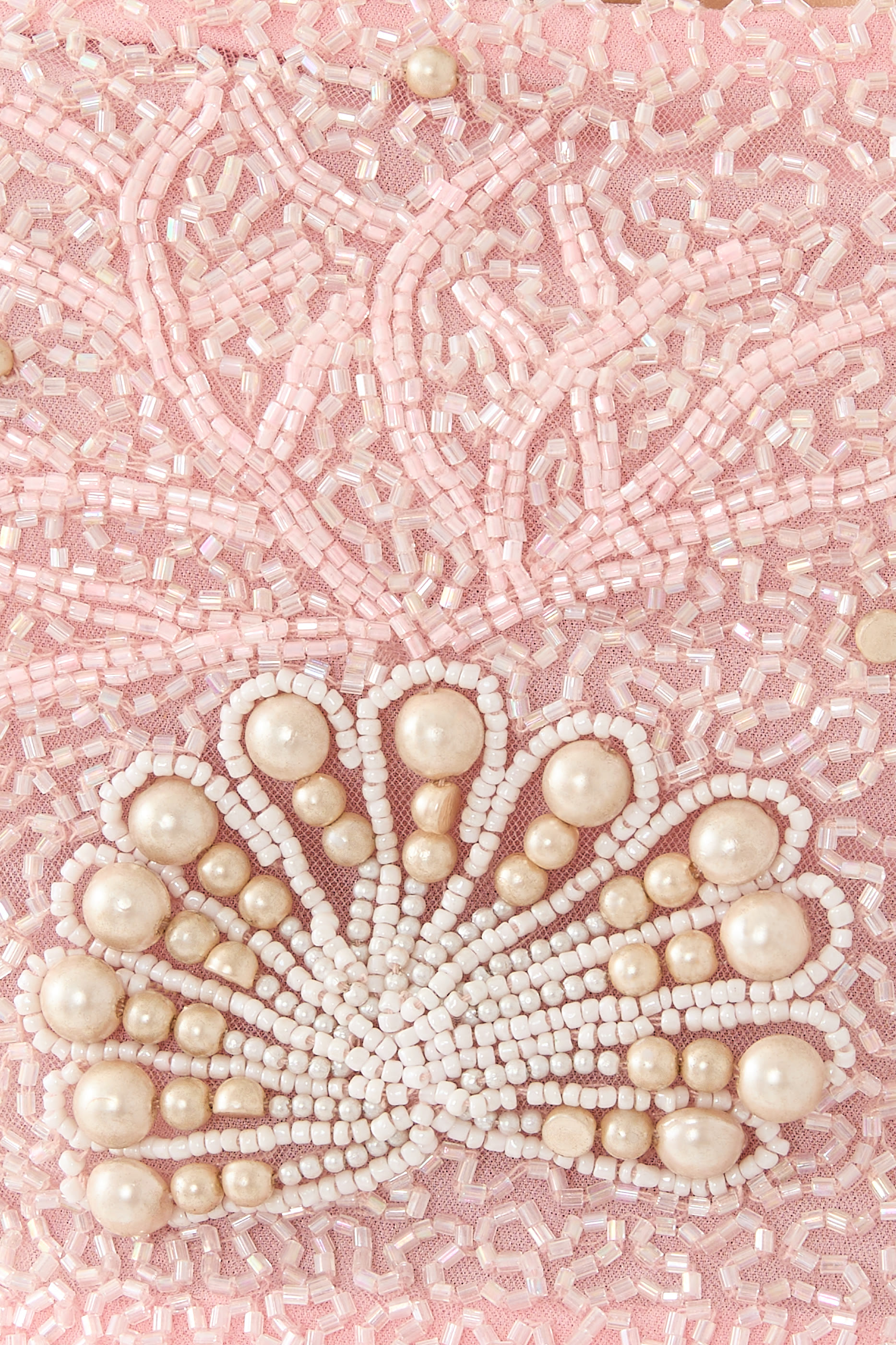 بلوزة فيث قصيرة مطرزة