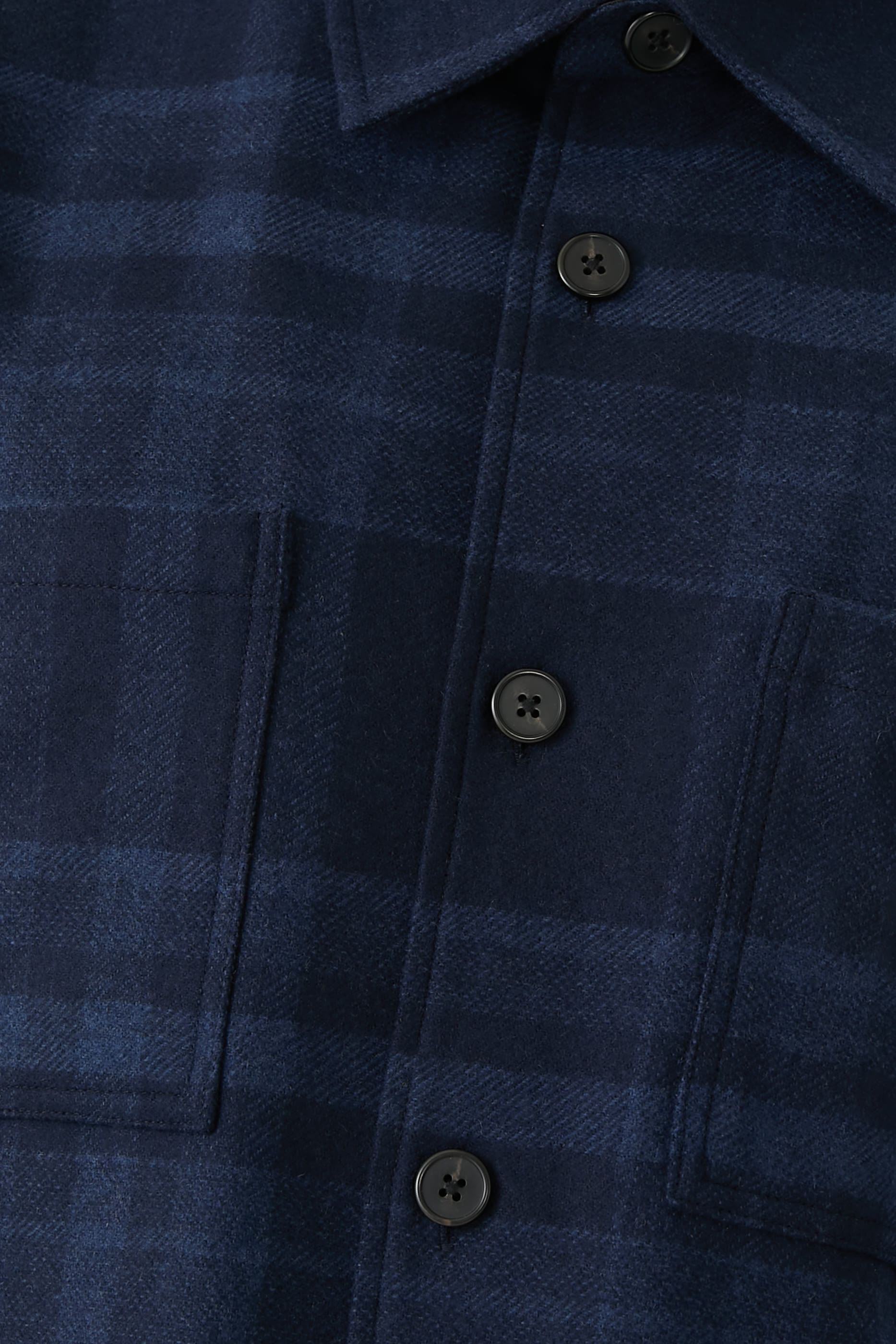 قميص بتصميم جاكيت بنقشة مربعات