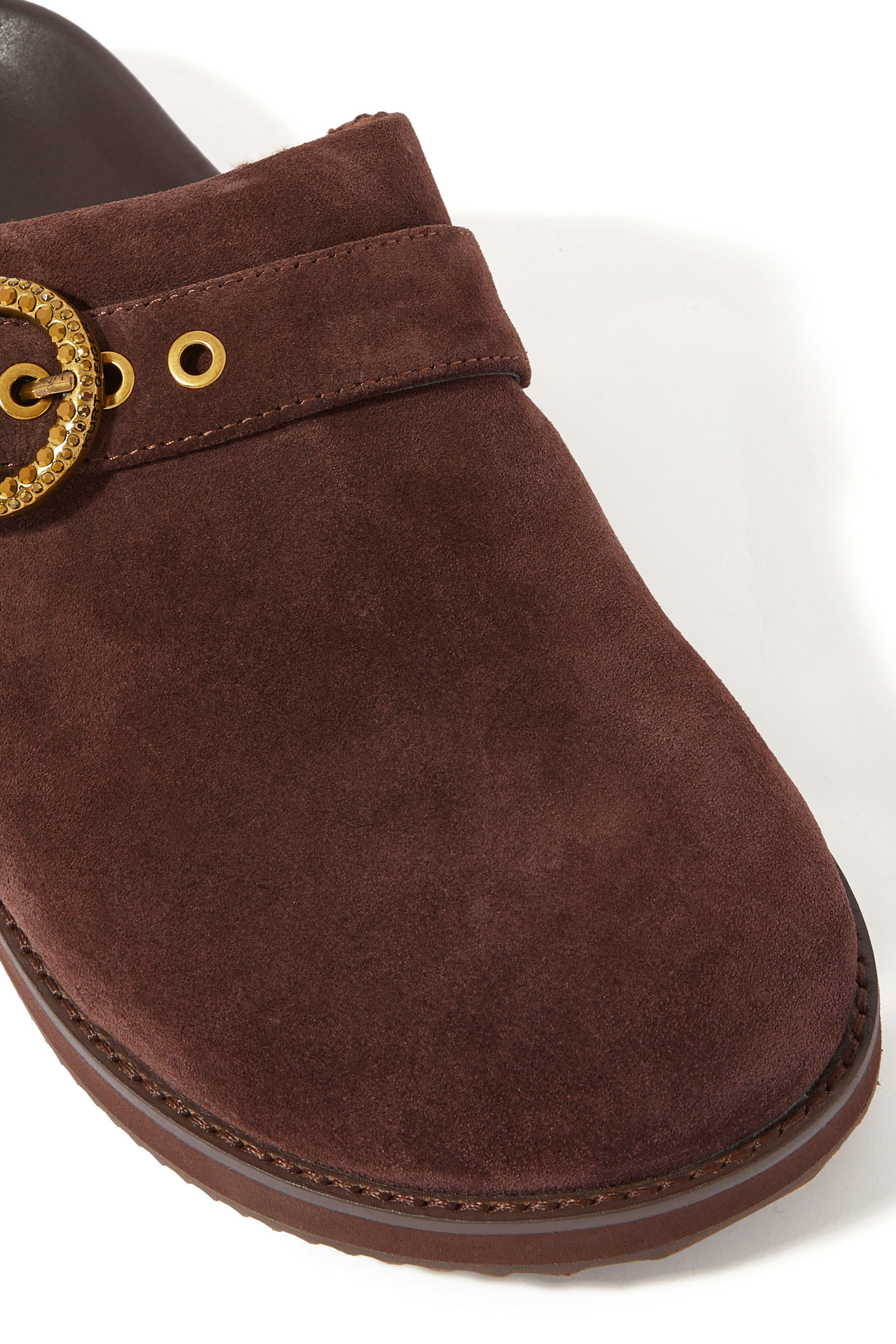 حذاء خفيف مايفير مفتوح من الخلف بكعب مسطح