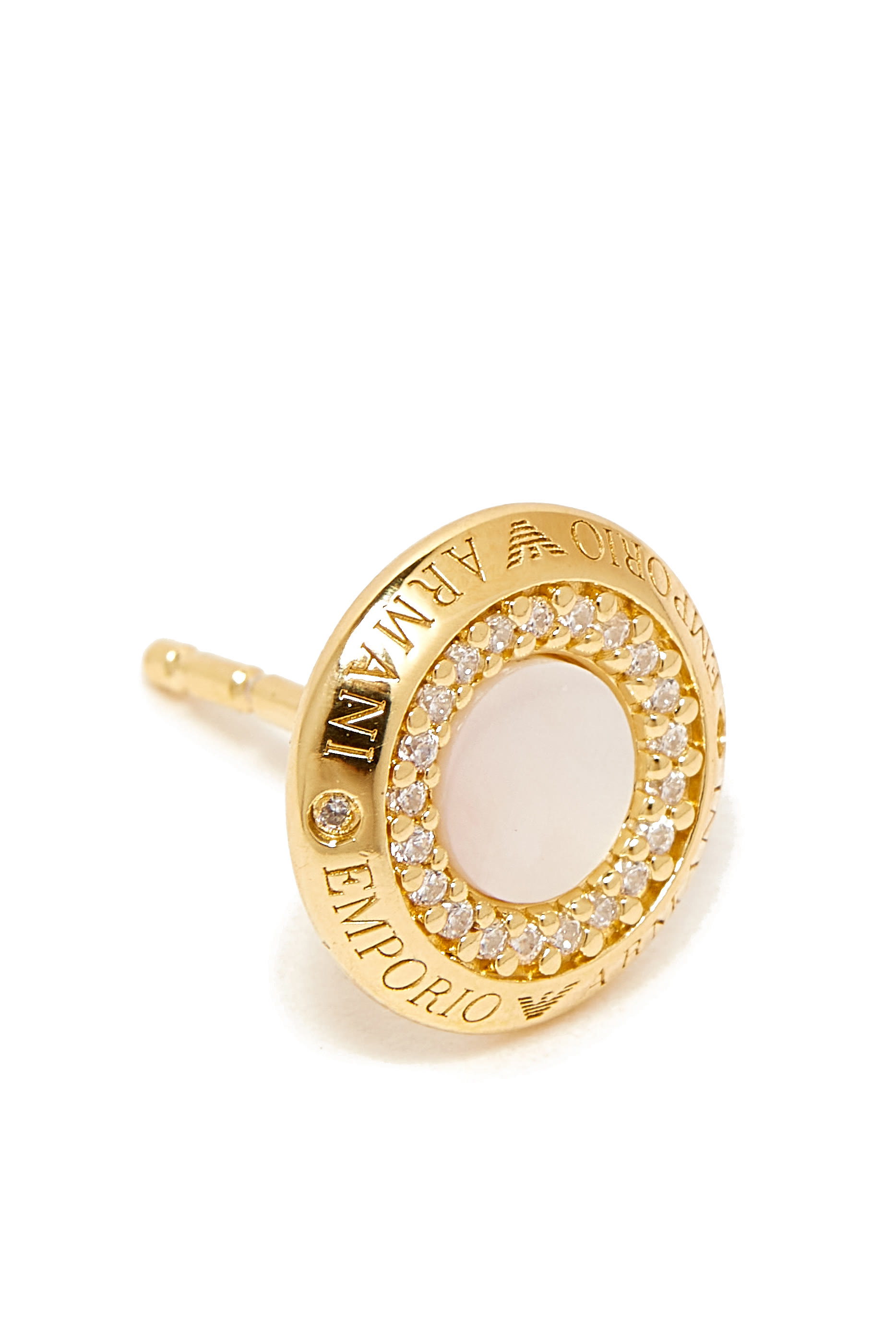 أقراط مرصعة بعرق اللؤلؤ