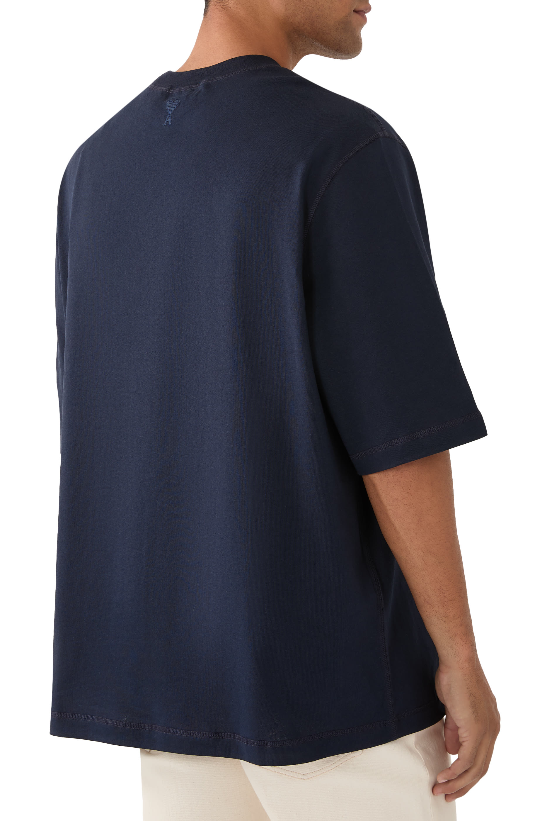 تيشيرت بشعار الماركة