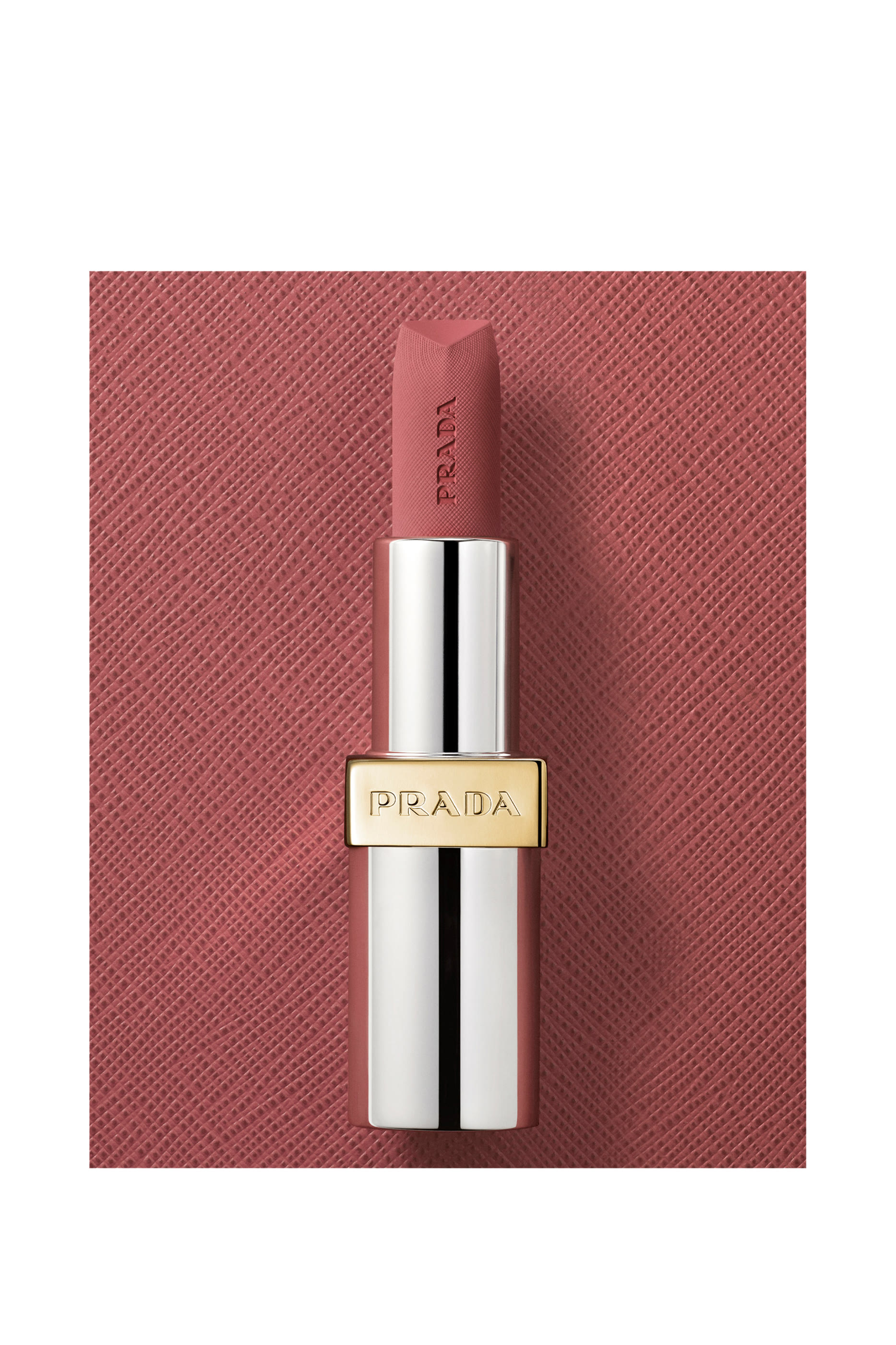 أحمر شفاه مونوكروم هايبر غير لامع