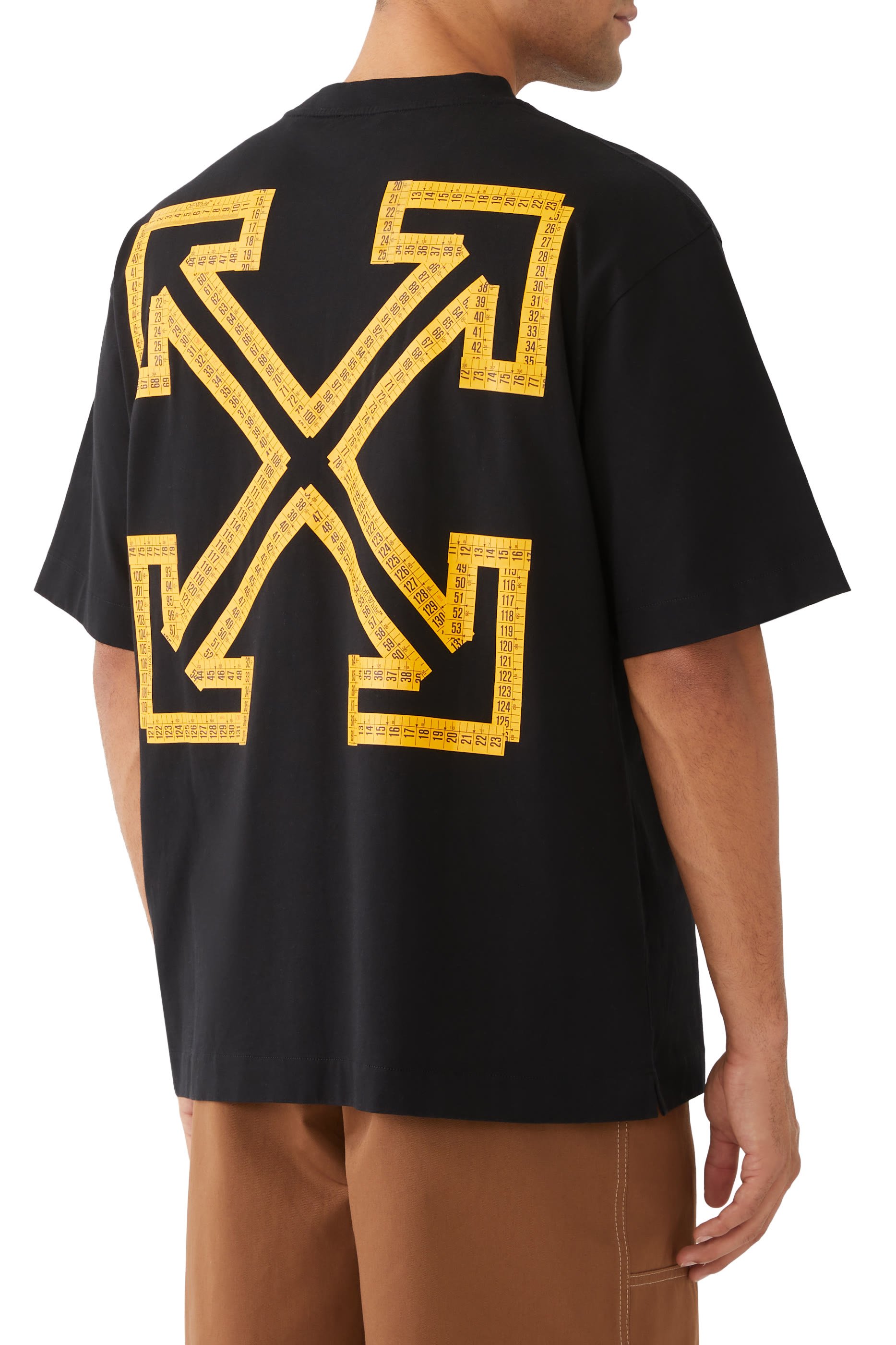 تيشيرت بشعار الماركة