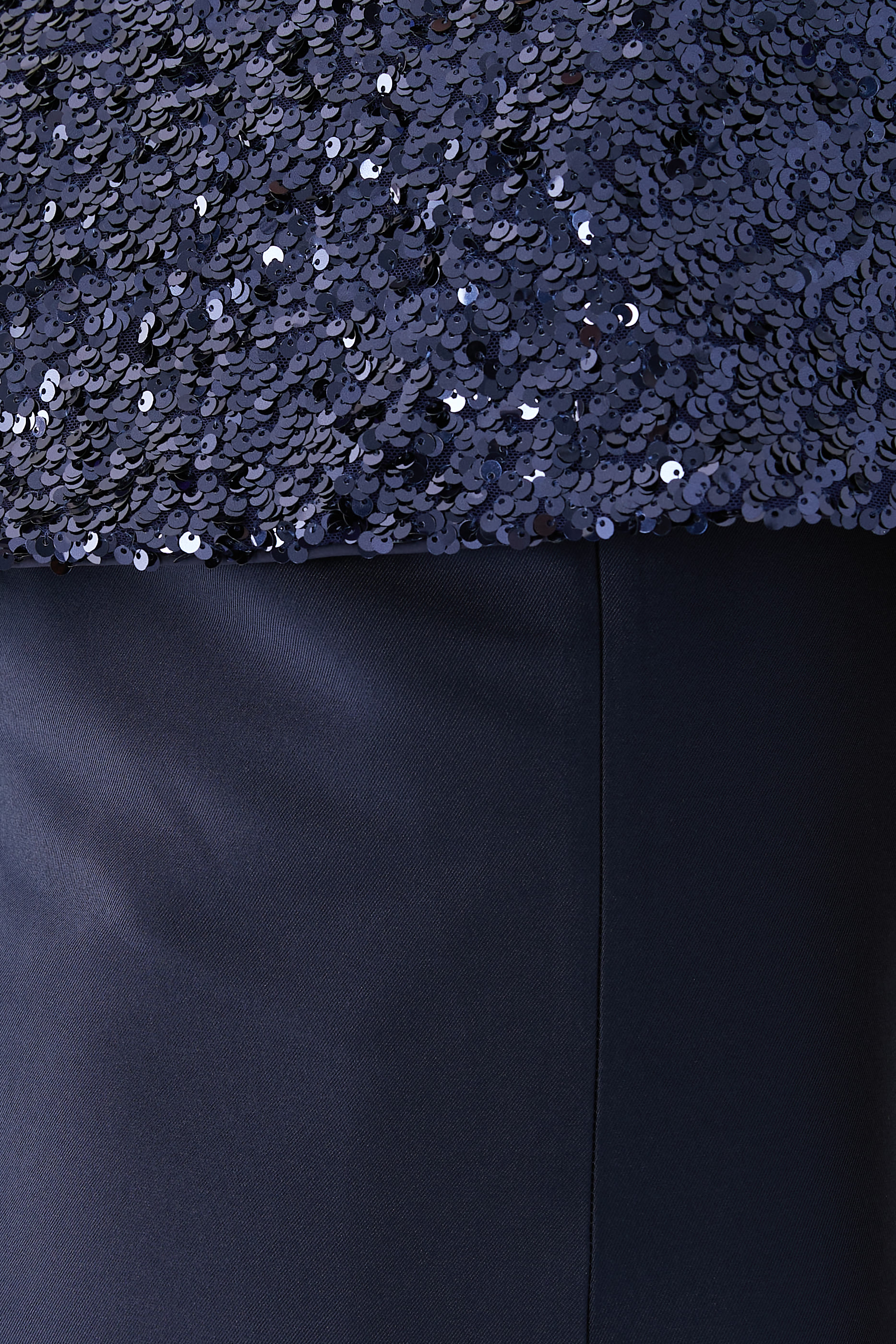 فستان سهرة أدا