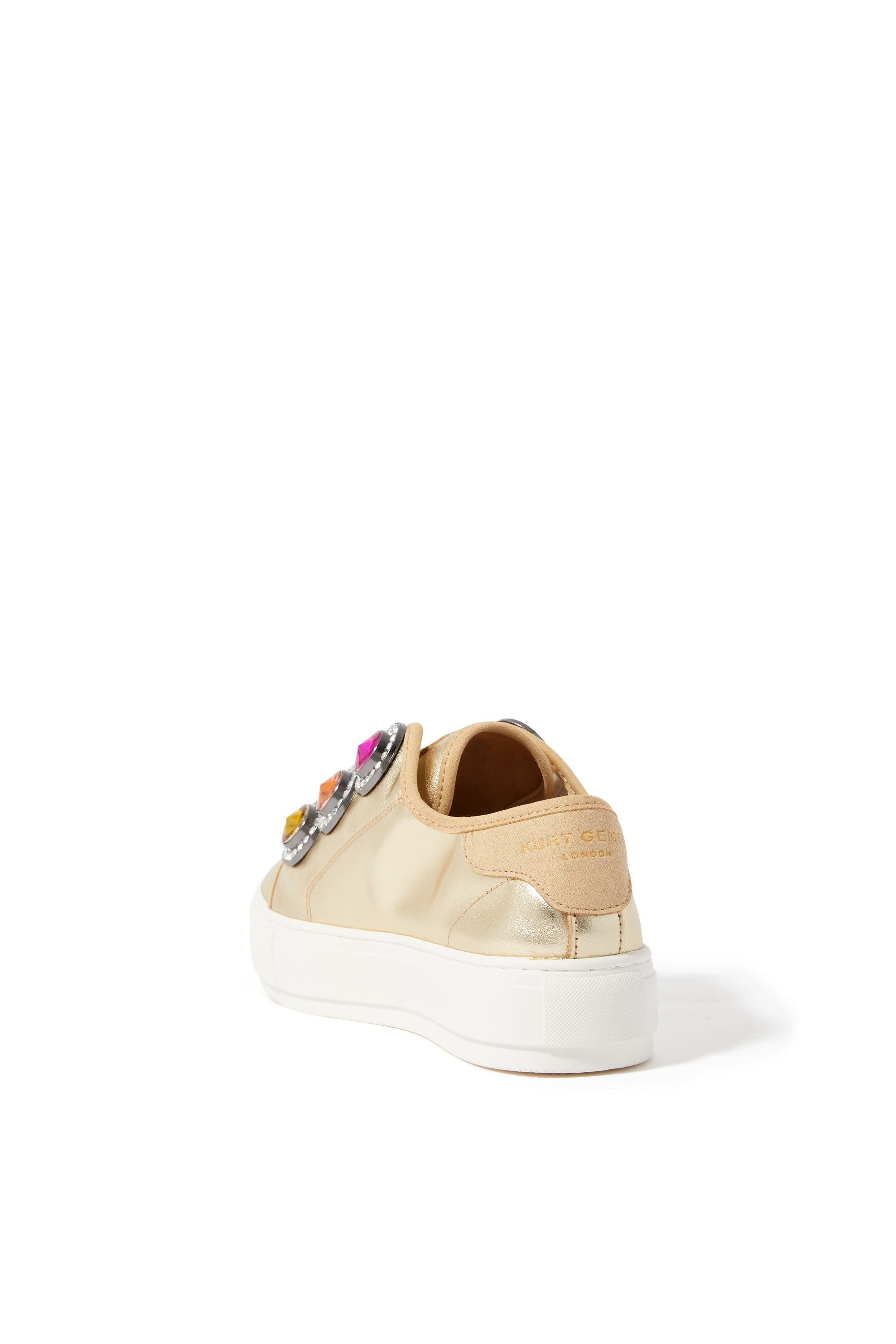 سنيكرز لاني أوكتافيا 40