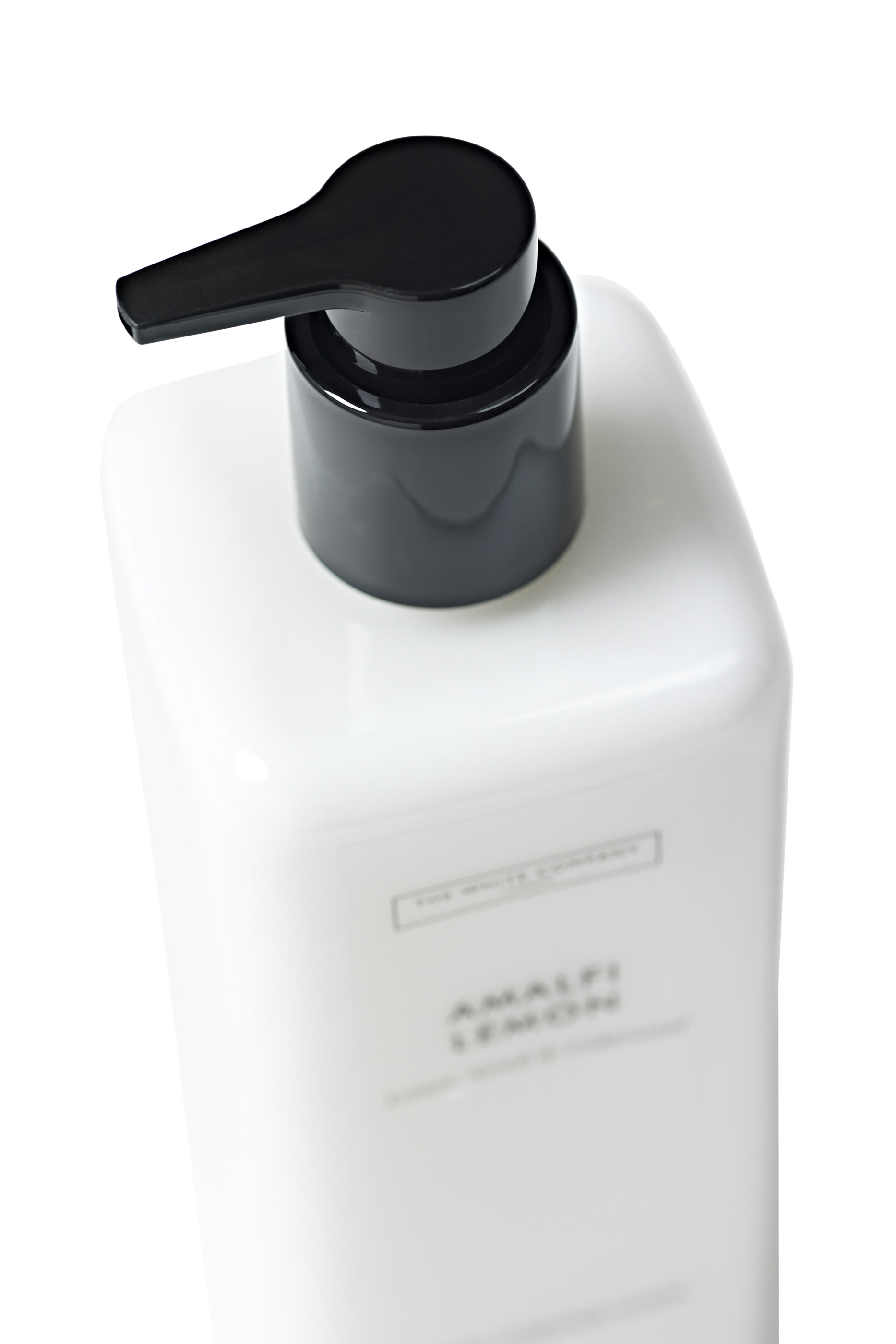 لوشن أمالفي ليمن فاخر مرطب لليدين والجسم