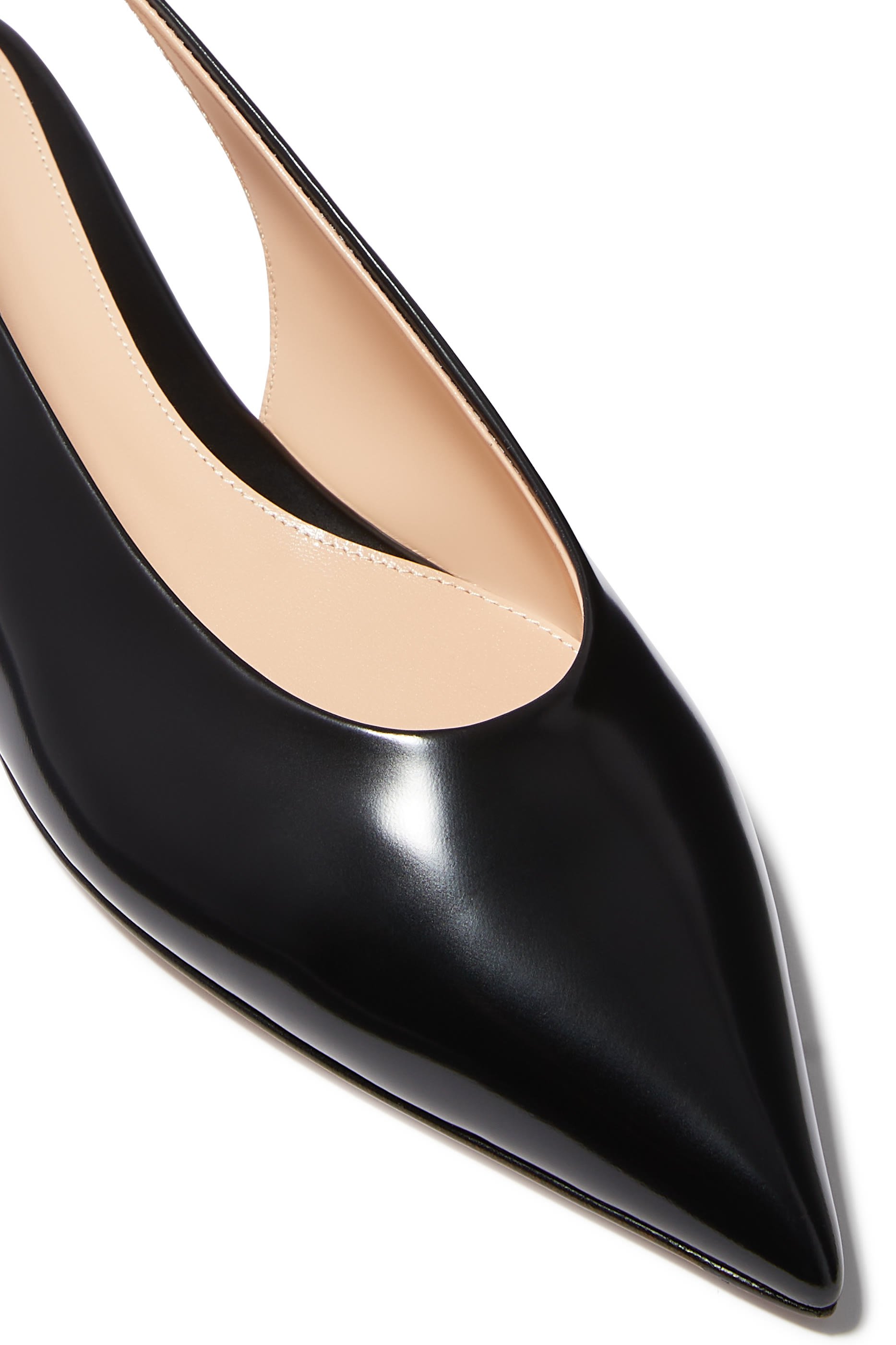 حذاء روبي بنعل مسطح بسير خلفي