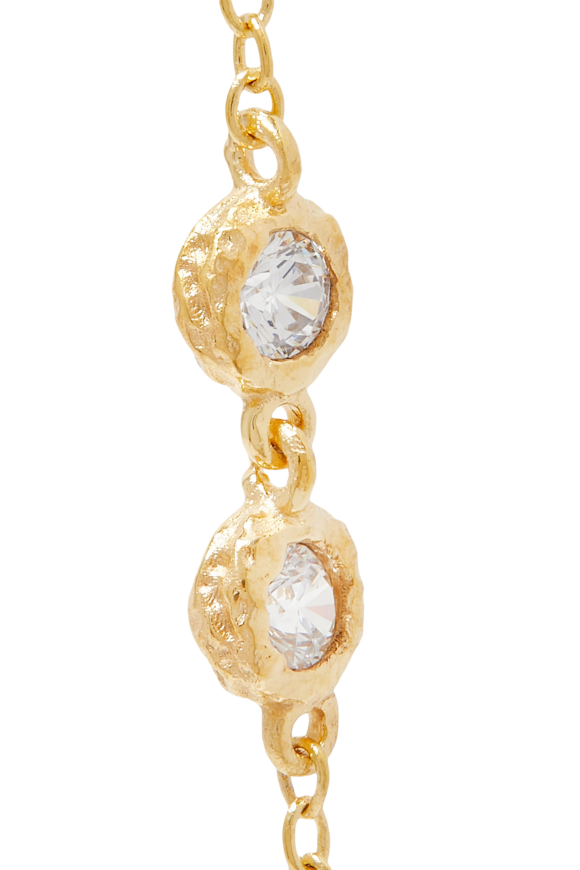 أقراط طويلة بتصميم سلسلة