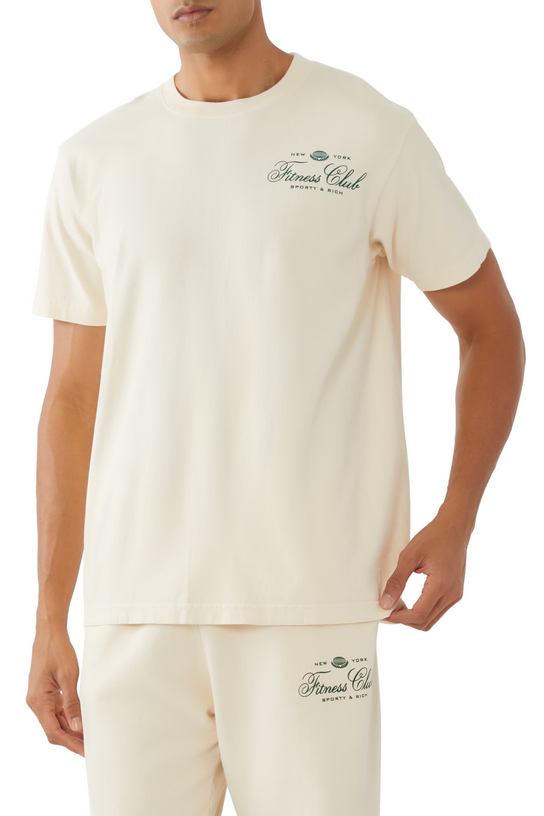 تيشيرت بشعار الماركة