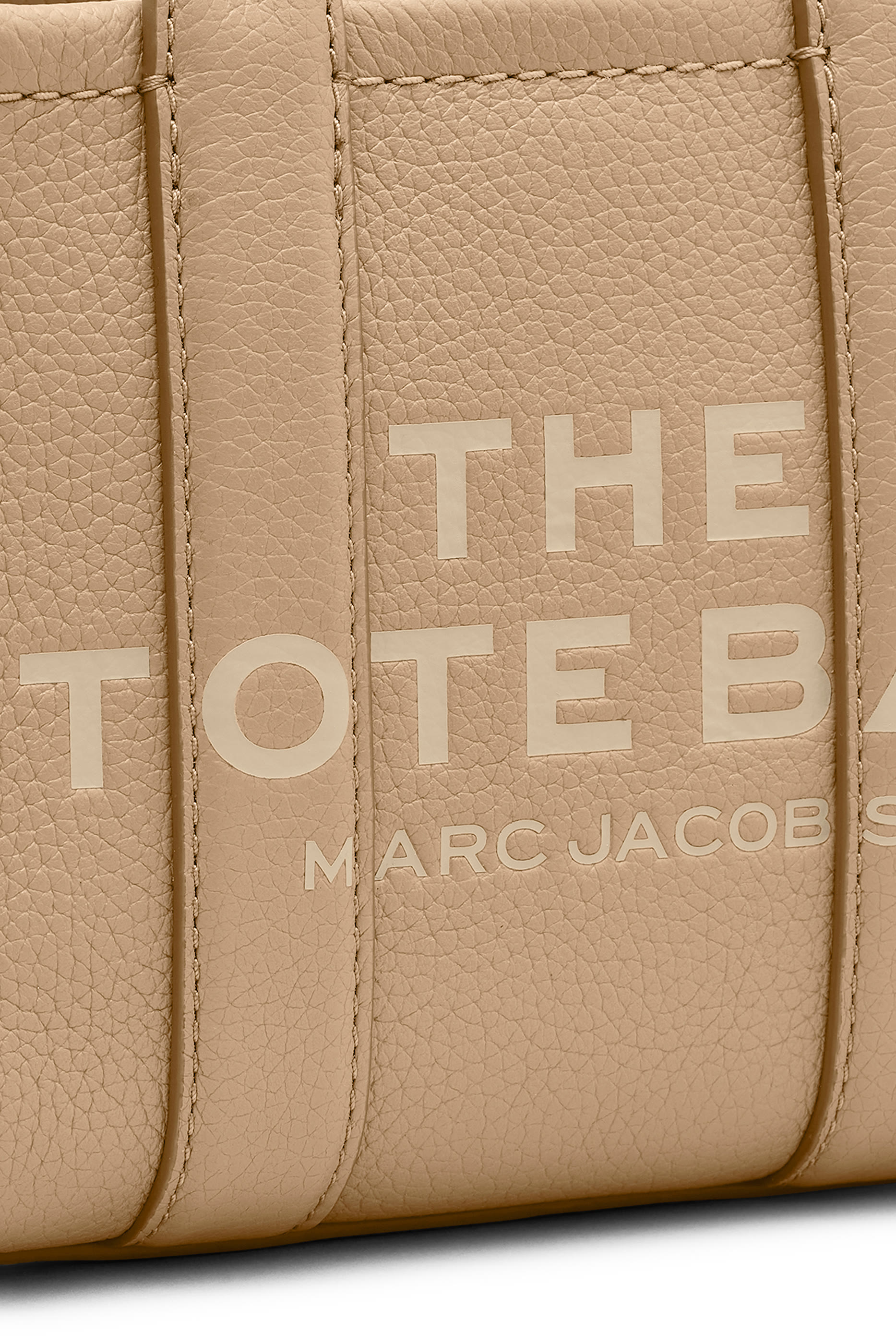 حقيبة يد صغيرة