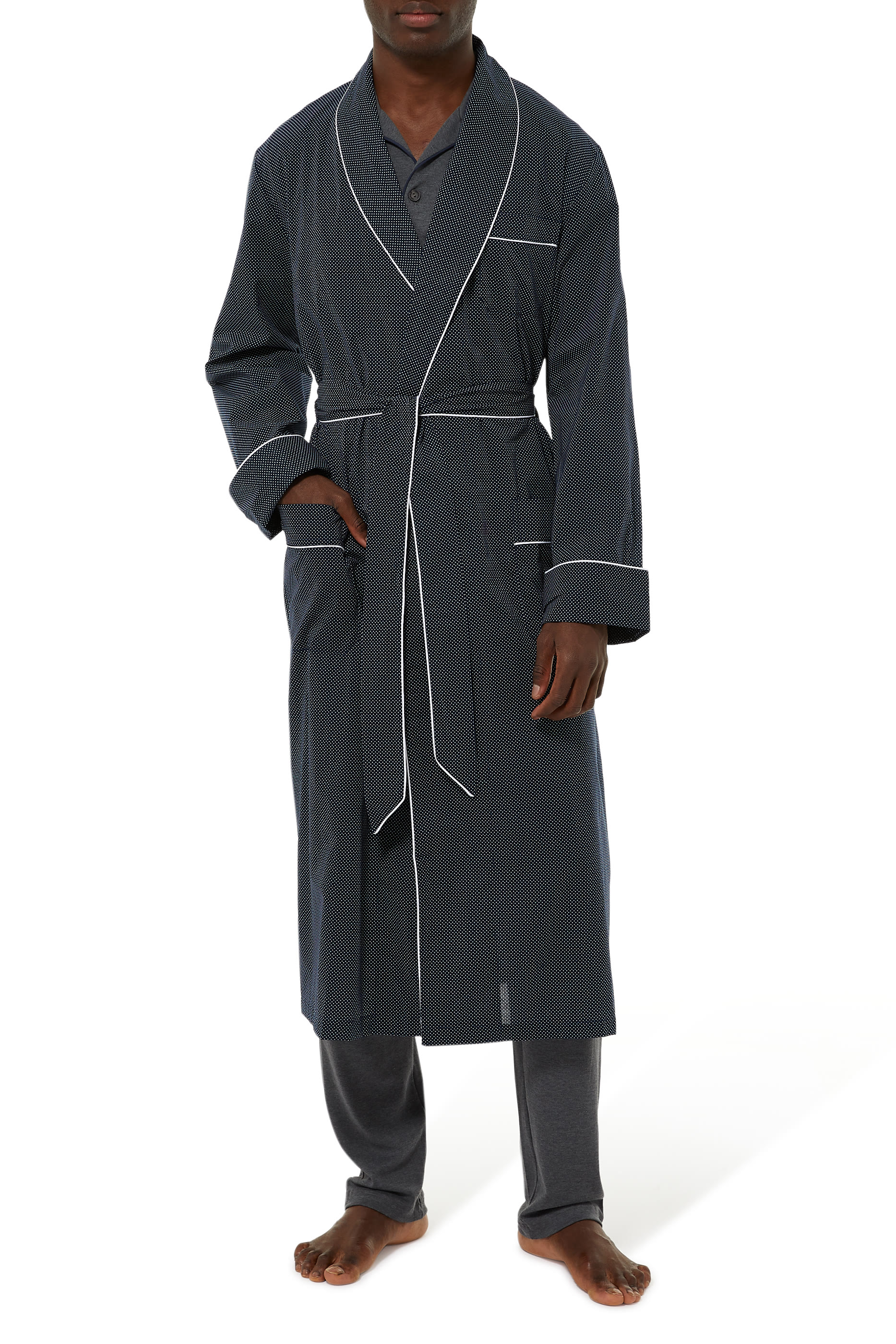 روب مزين بحواف ملفوفة