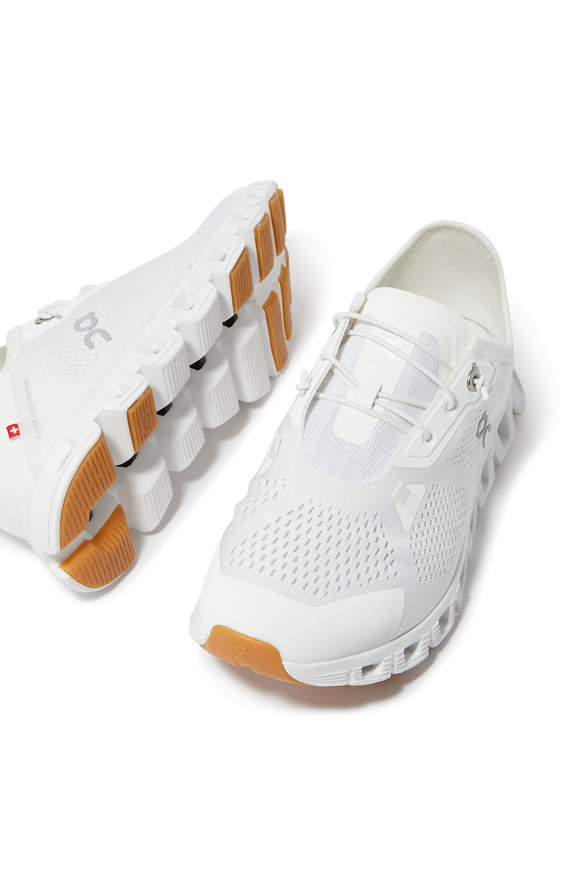 سنيكرز كلاود 5 كوست بكاحل منخفض للجري للنساء