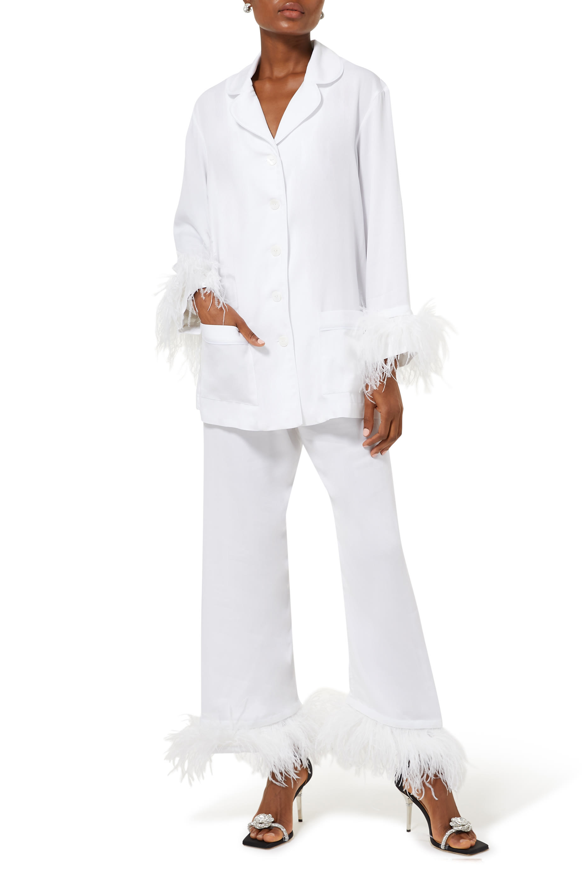 طقم بيجاما بارتي مزين بالريش