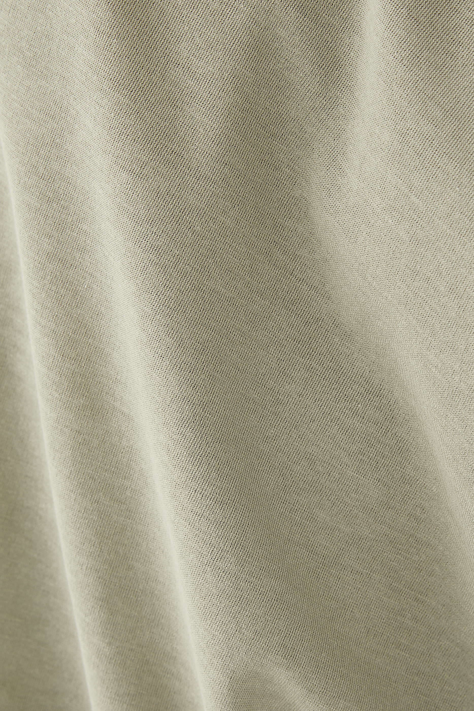 تيشيرت بقصة ضيقة ايس كوتن