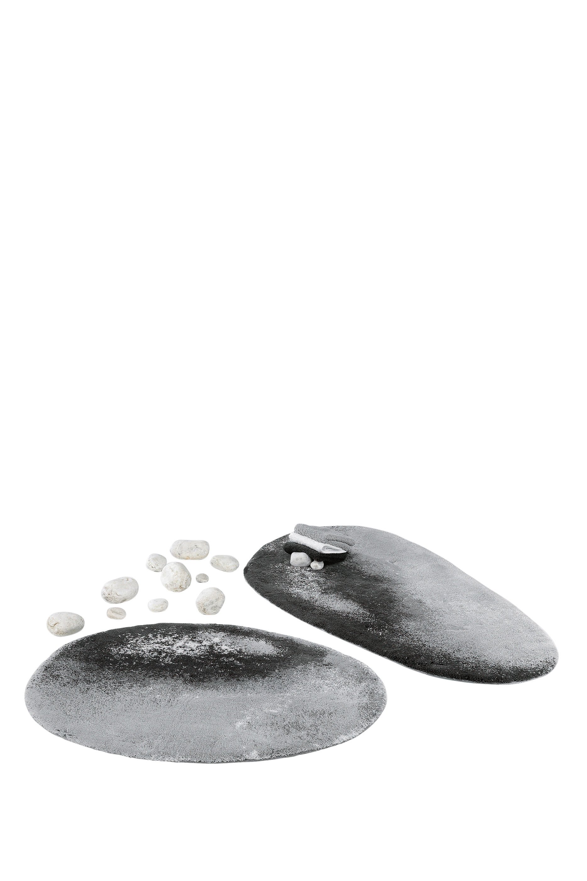 دواسة حمام بتصميم حجر