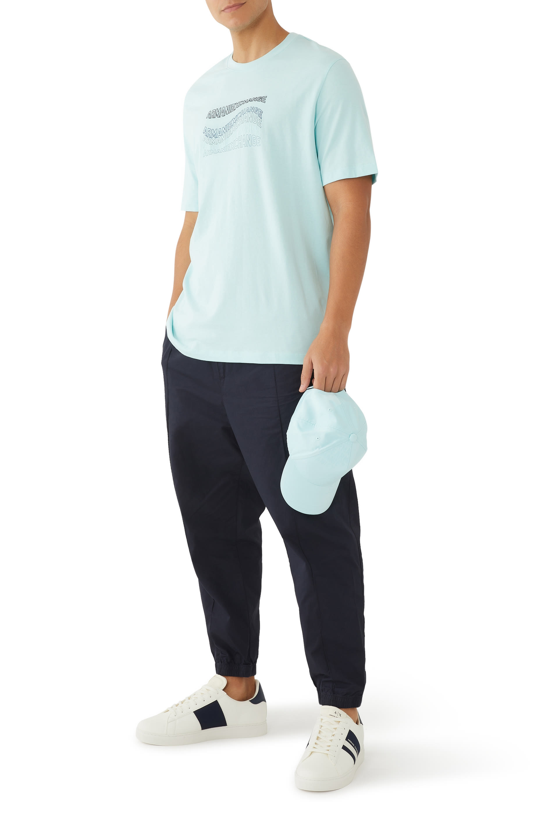 بنطال رياضي بشعار الماركة قطن