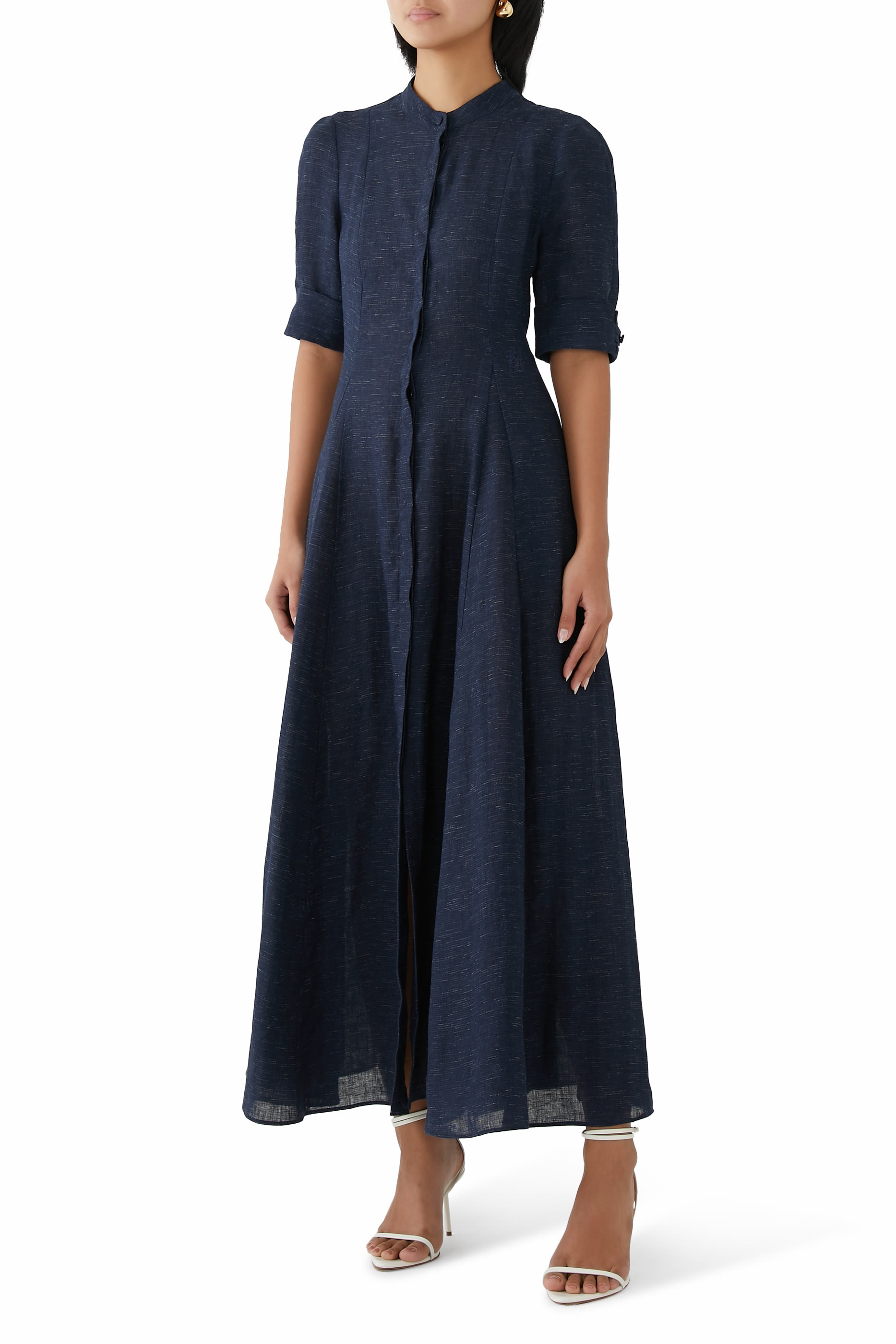 فستان متوسط الطول بأكمام قصيرة