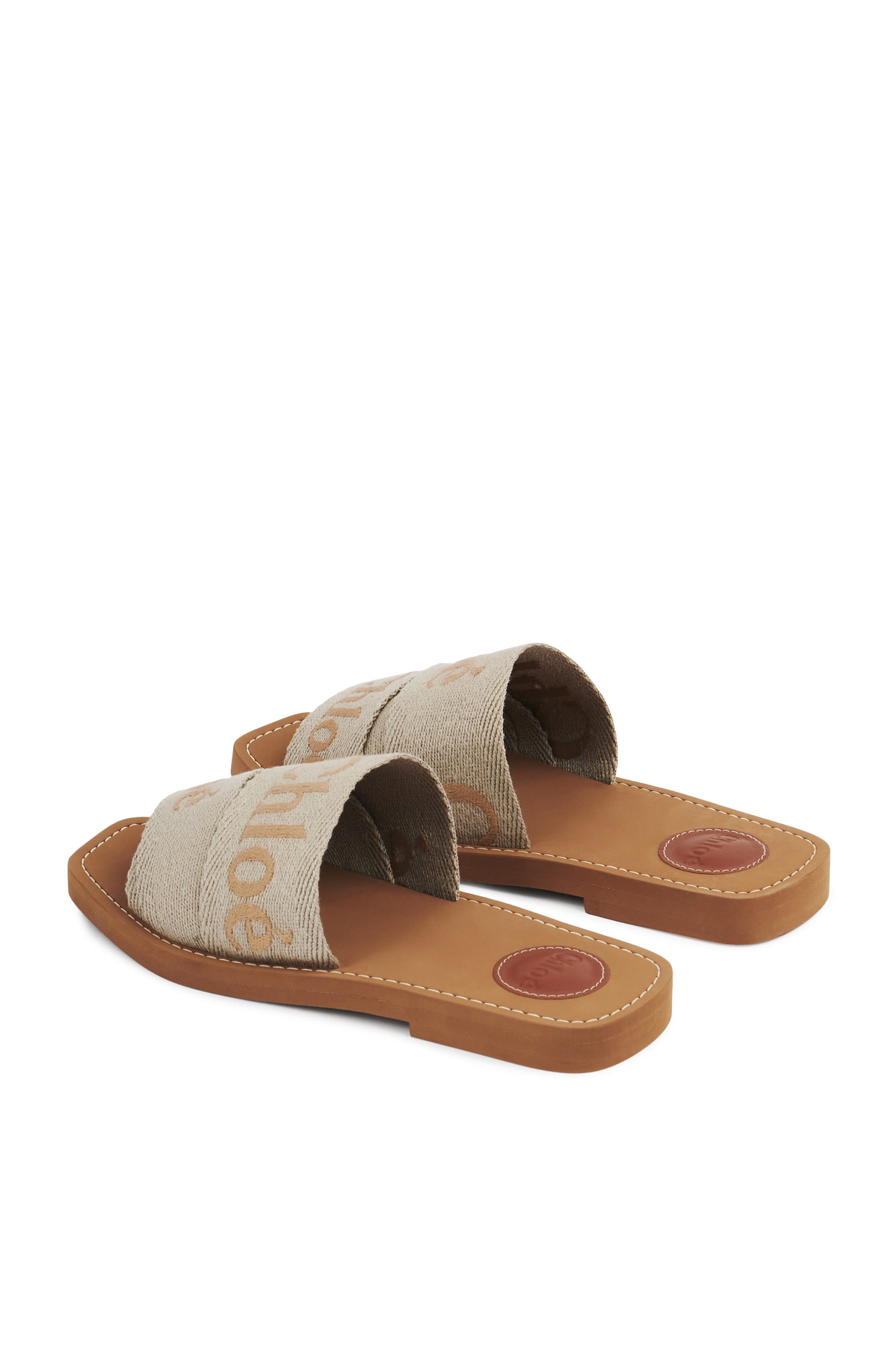 حذاء وودي مفتوح من الخلف