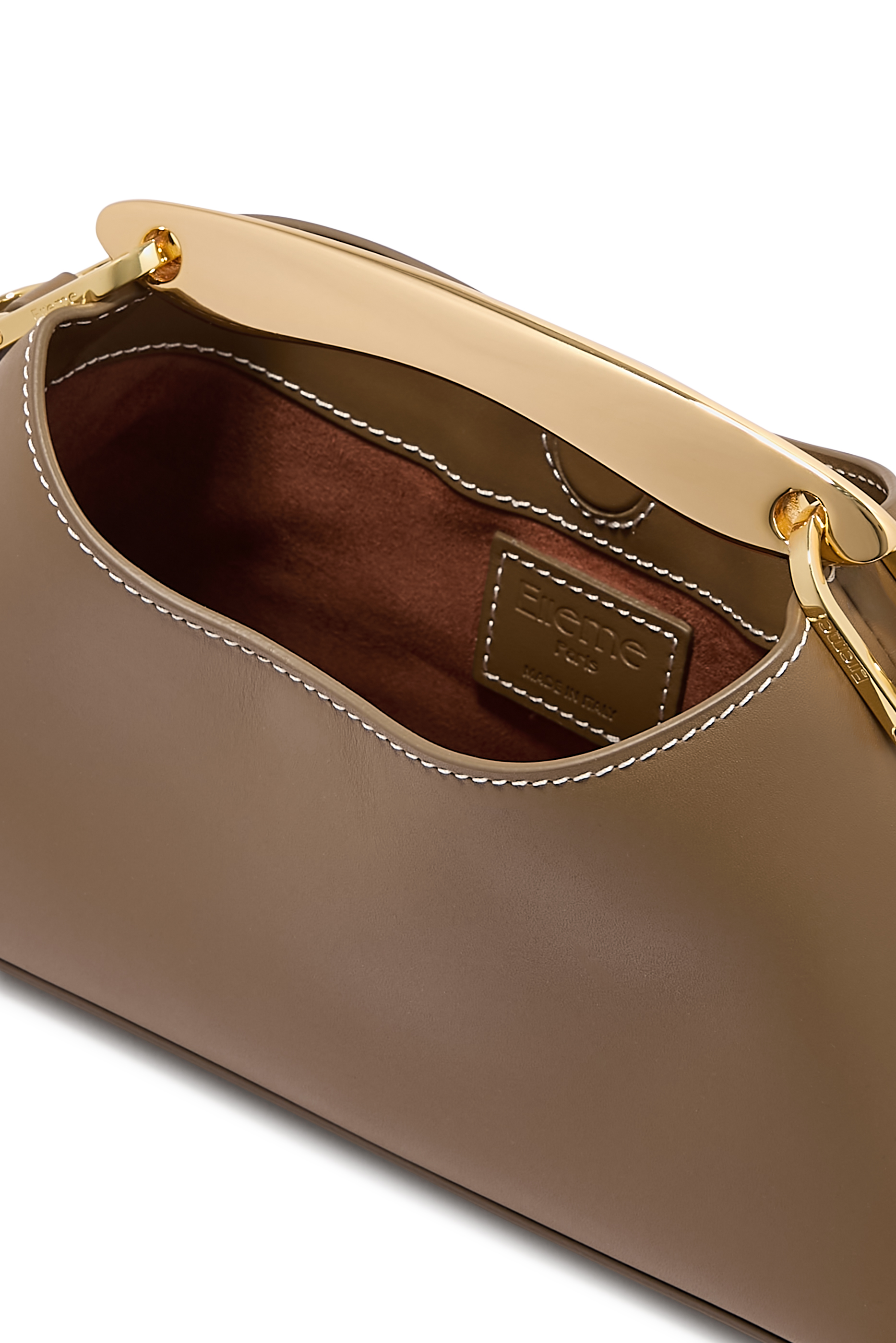 حقيبة بومرانغ صغيرة جلد