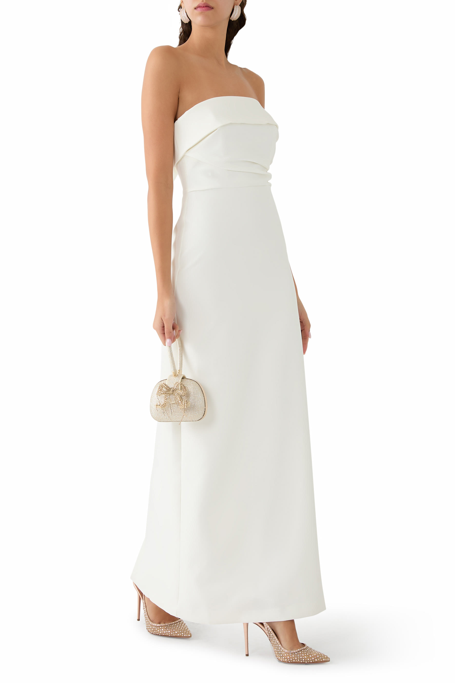 حذاء كلاسيك 105 تول مرصع بالكريستال بعقدة