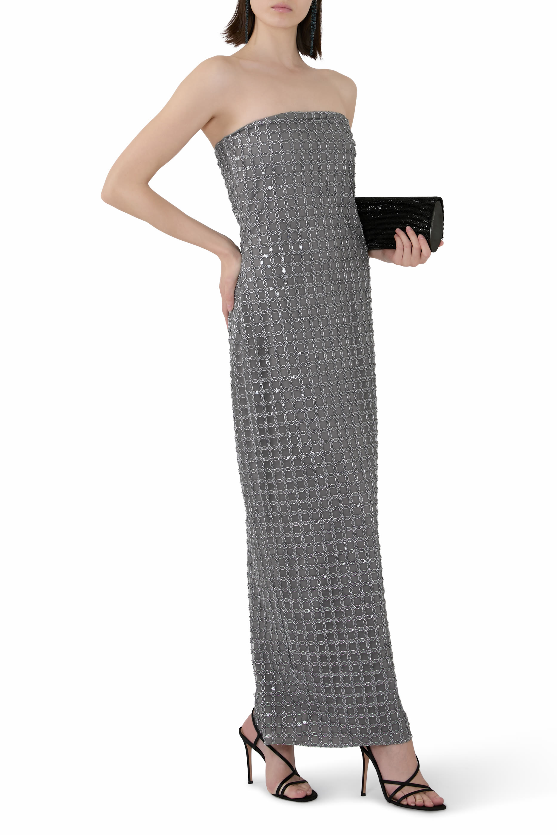 فستان بقصة ضيقة طويلة مزين بخرز