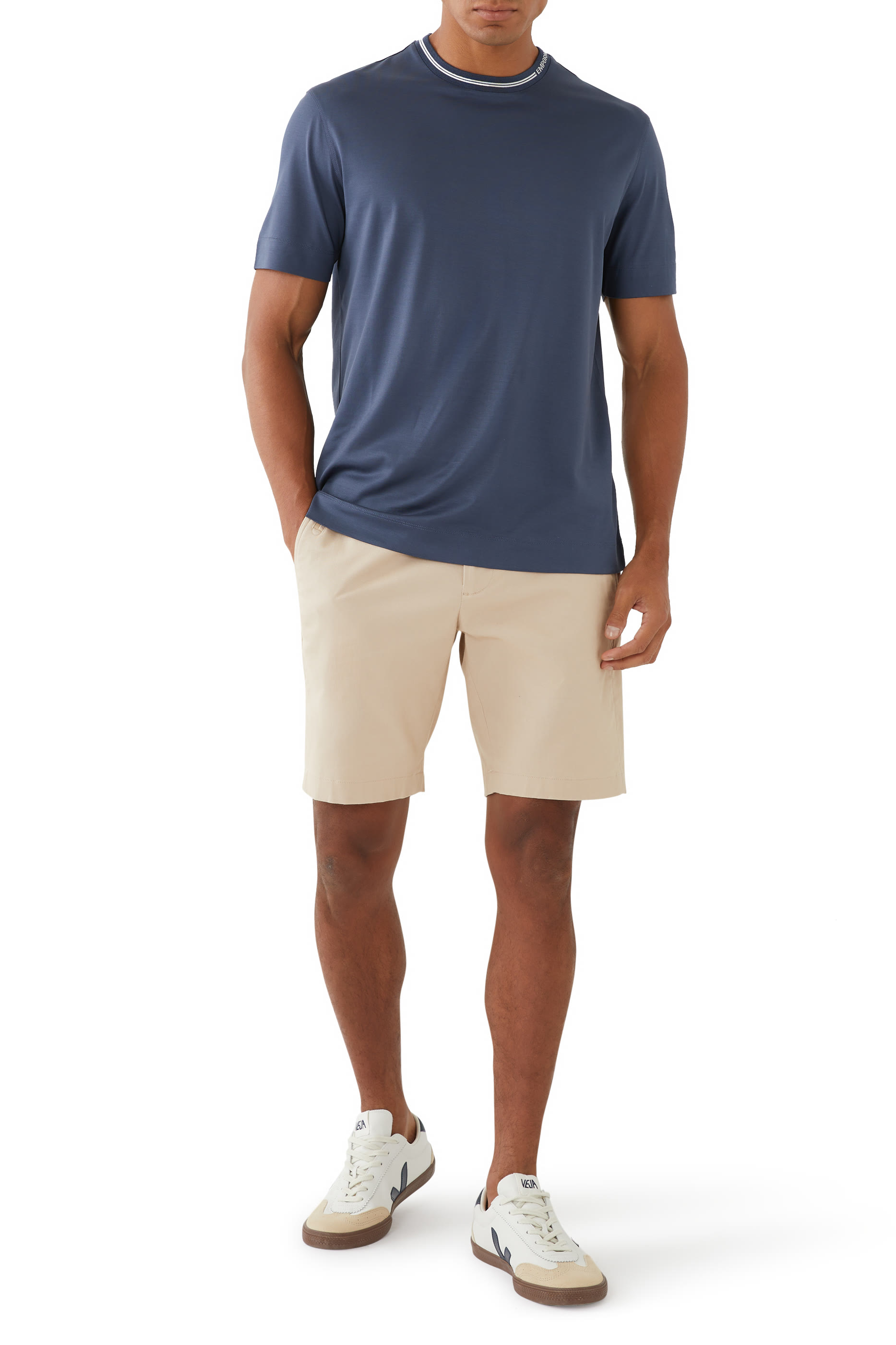 تيشيرت بشعار الماركة جرسيه