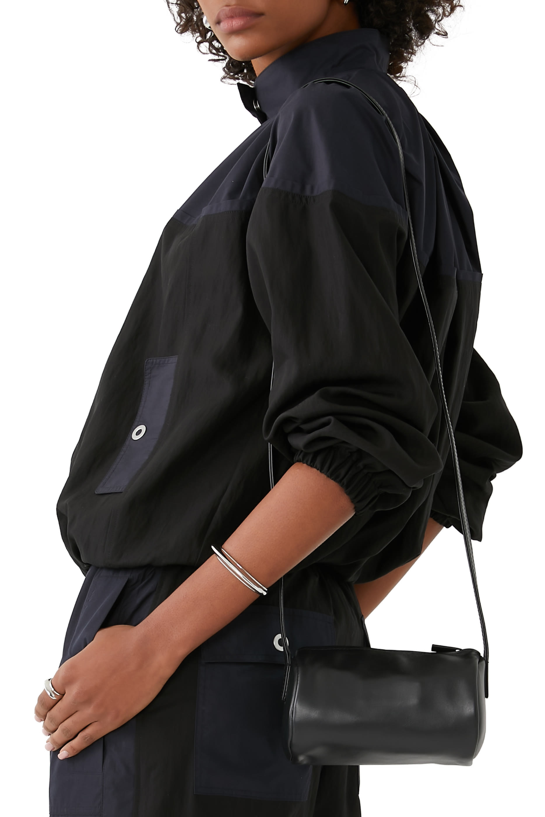 حقيبة صغيرة كونولو سلينغ