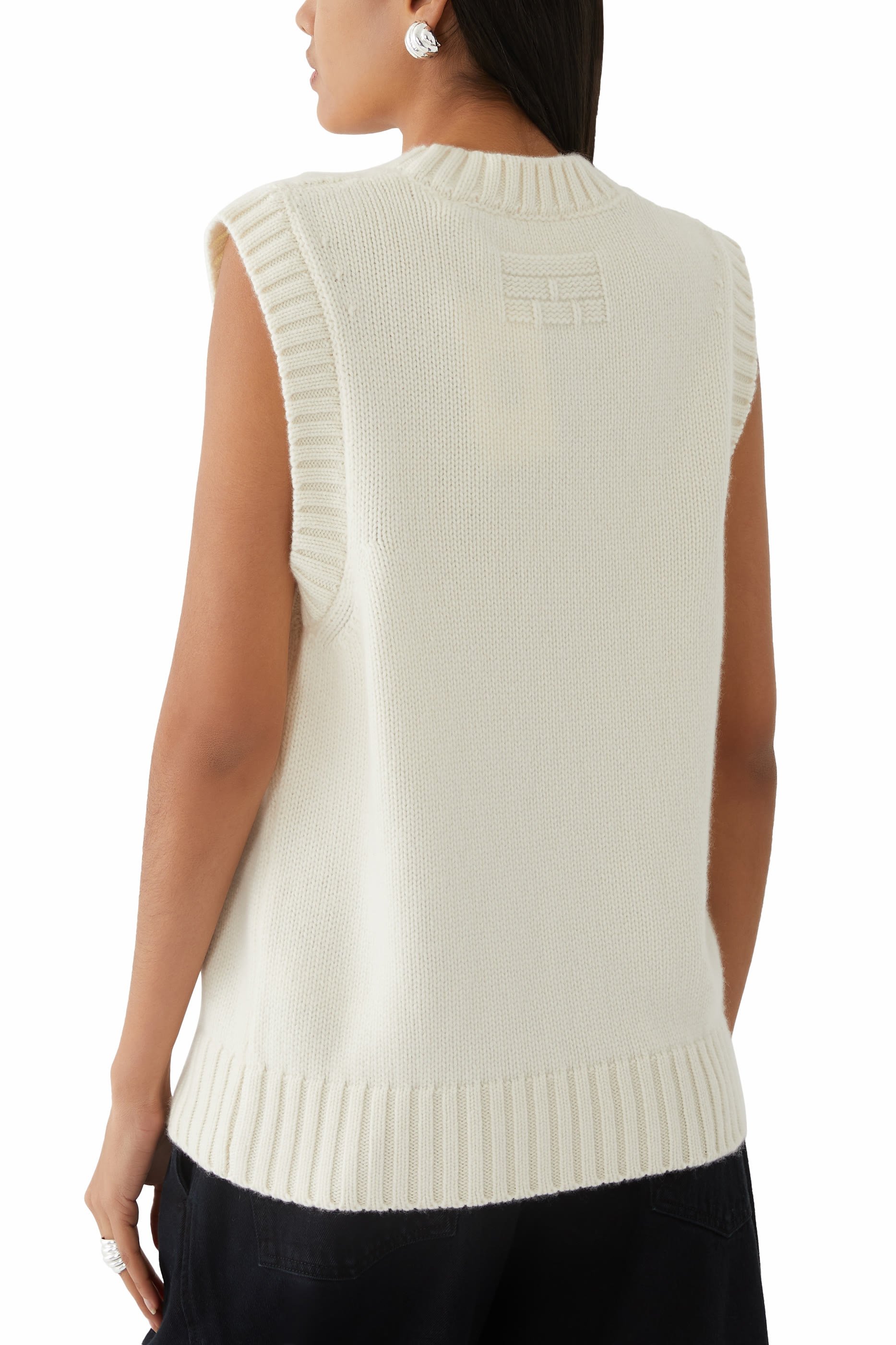 فيست بتصميم كنزة كشمير