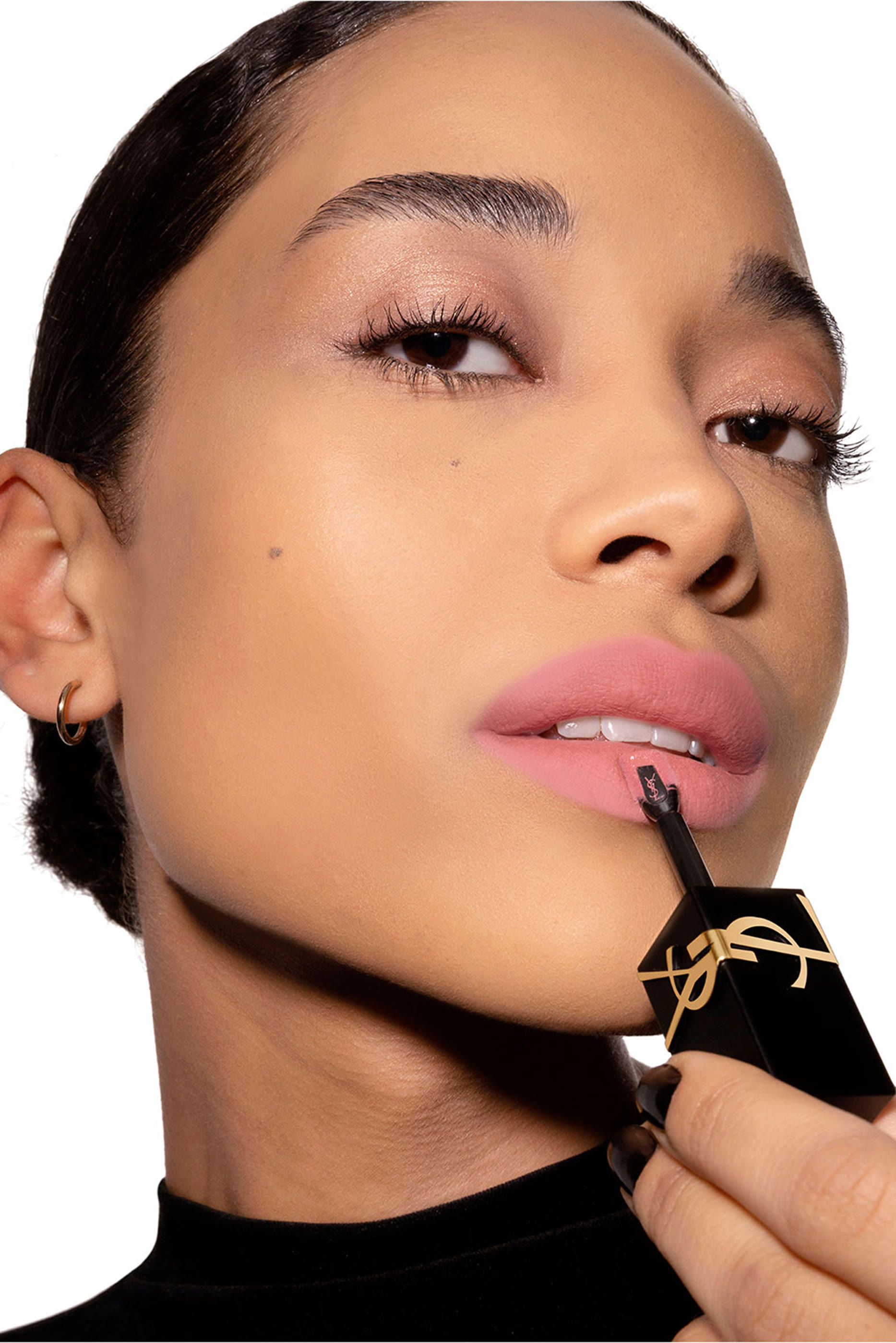 أحمر شفاه ذا إنكس بلورينغ سائل غير لامع ليب ستين