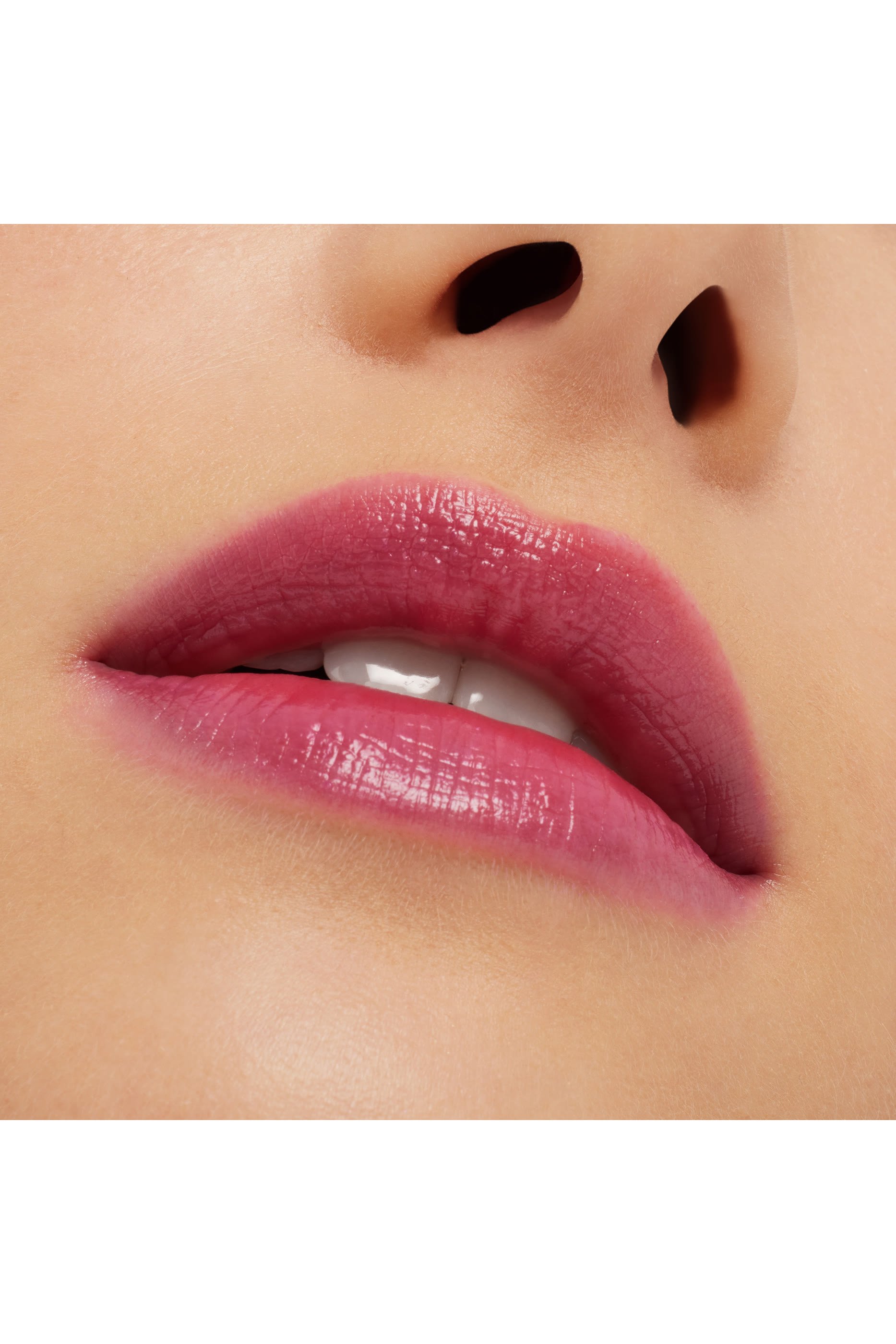 مرطب الشفاه جلو بلاي