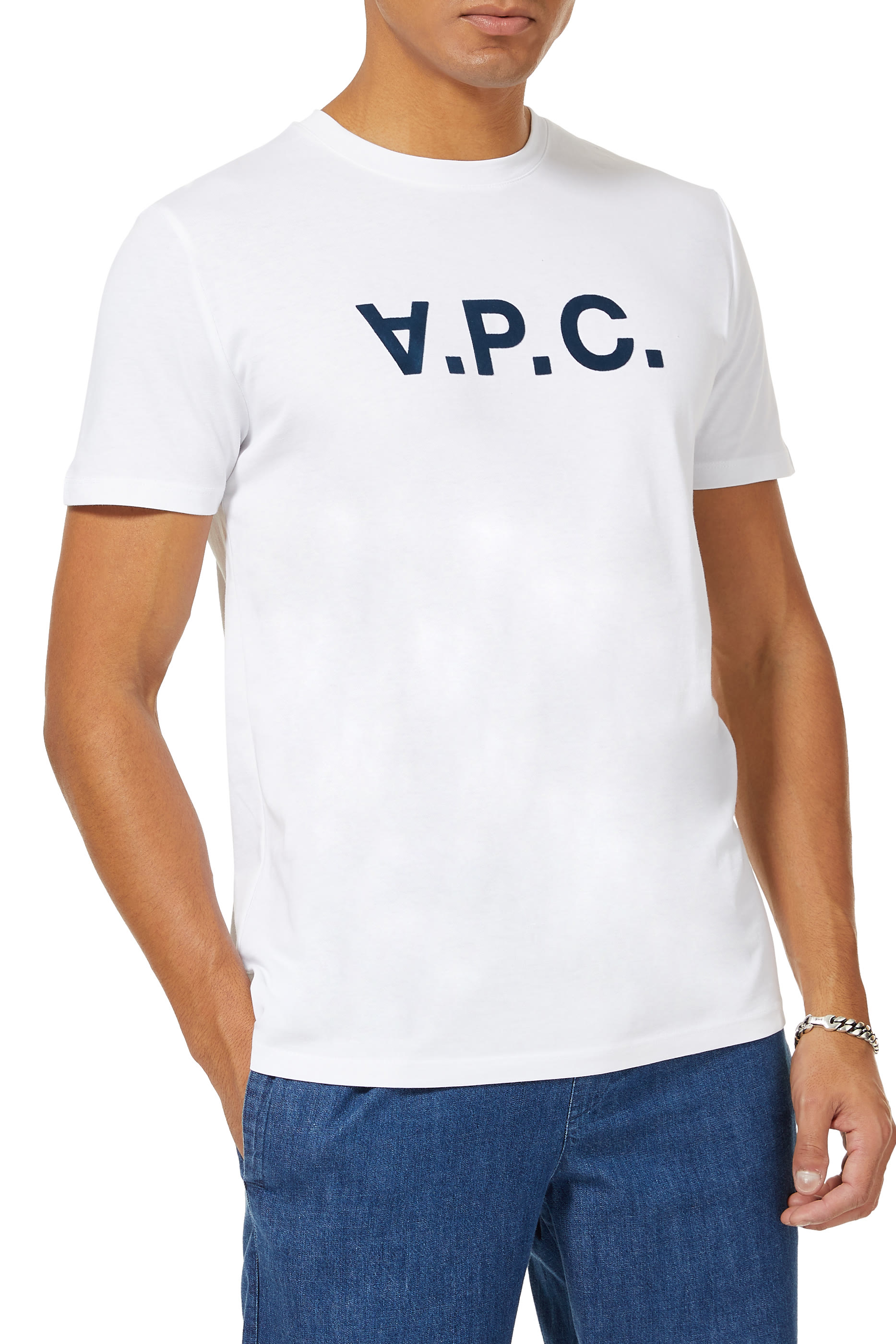 تيشيرت بشعار الماركة