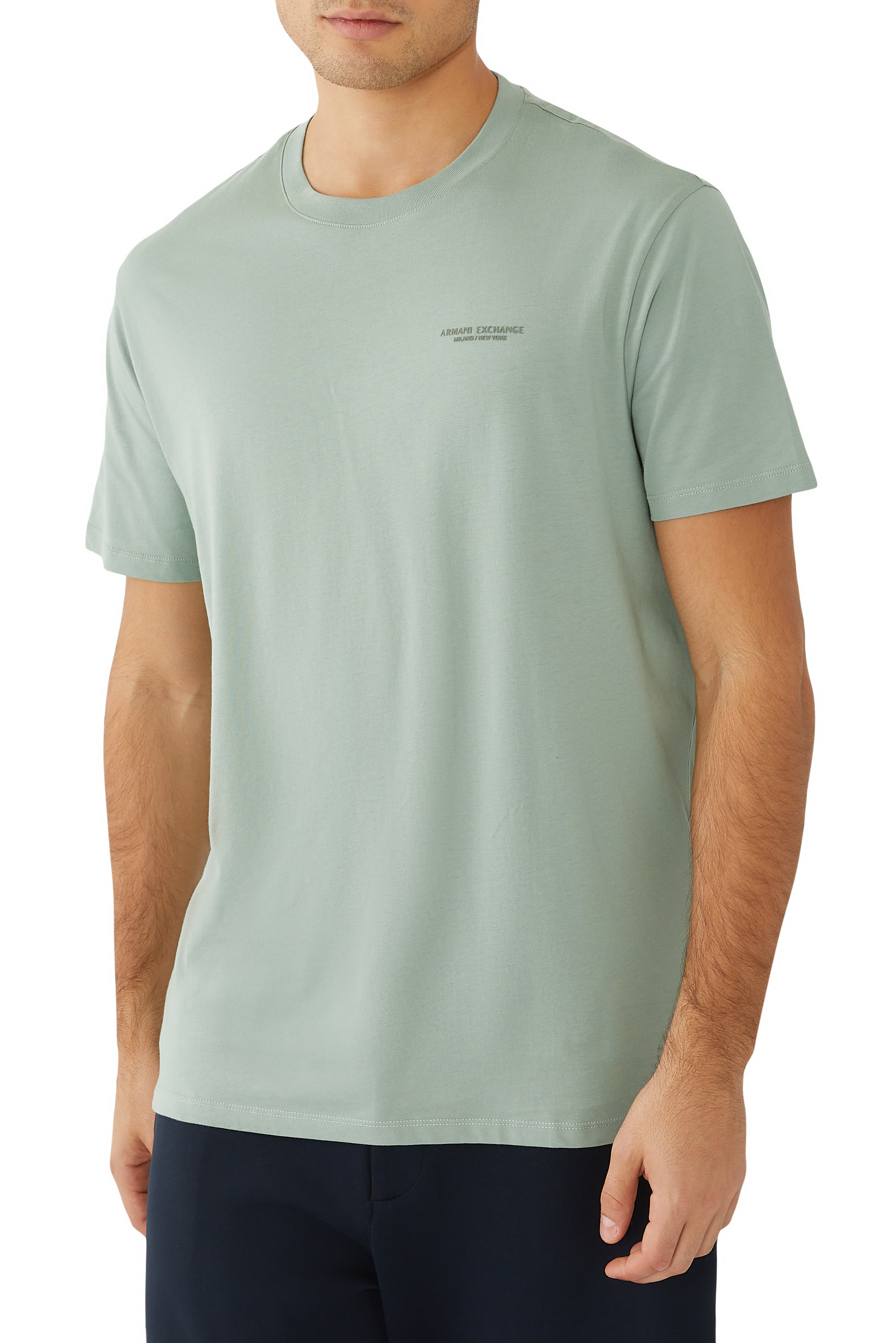 تيشيرت بشعار الماركة