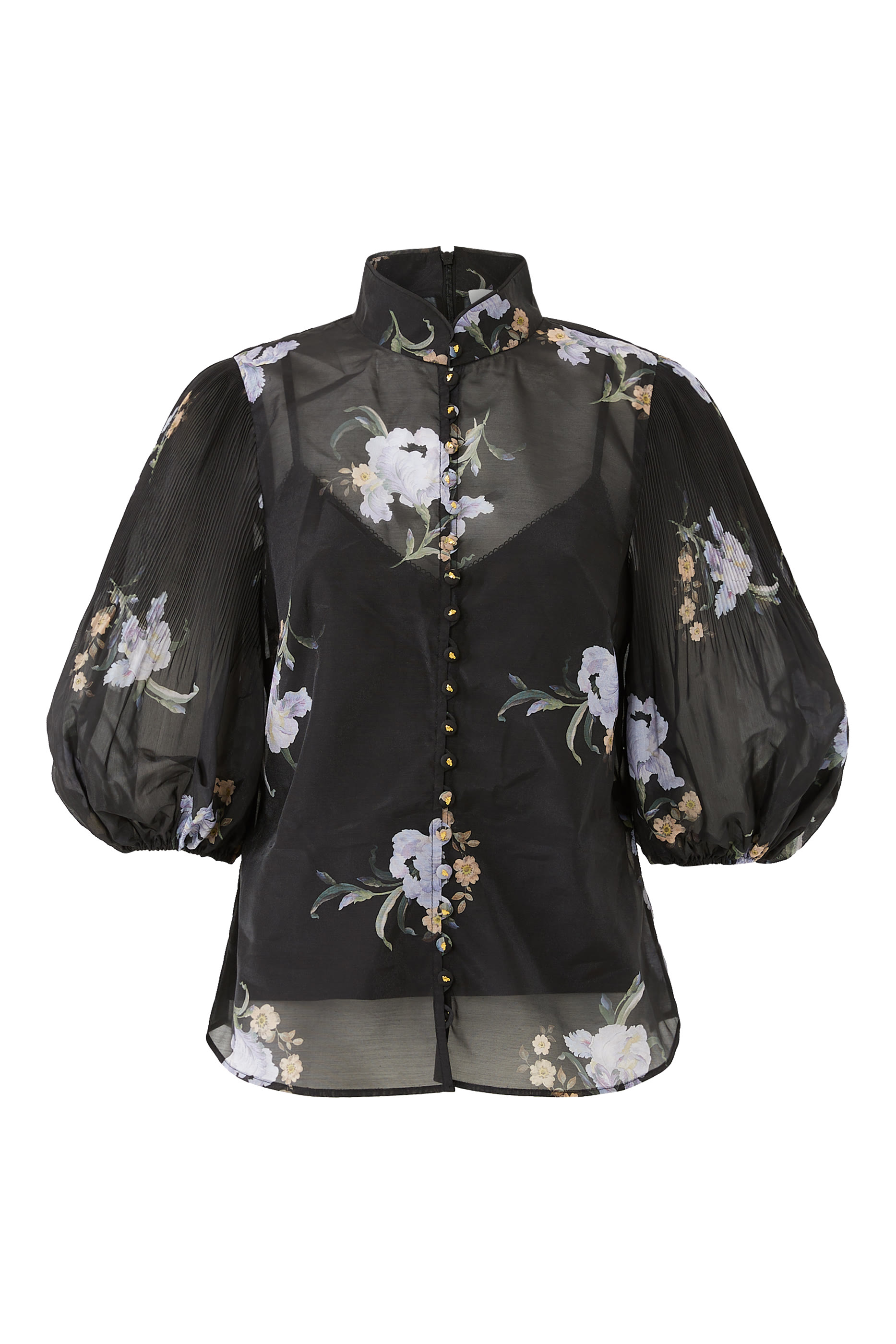 بلوزة بطيات وأزرار