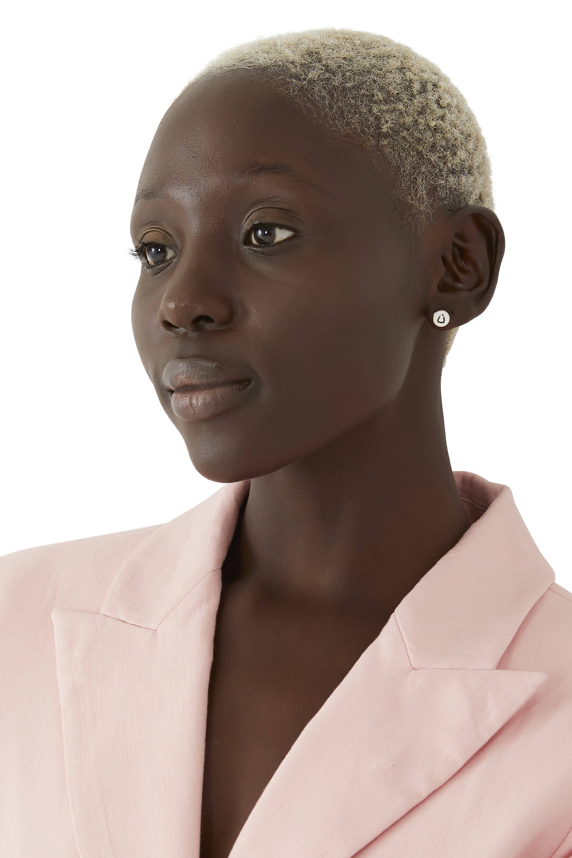 أقراط بحرف عربي ذهب أصفر عيار 18