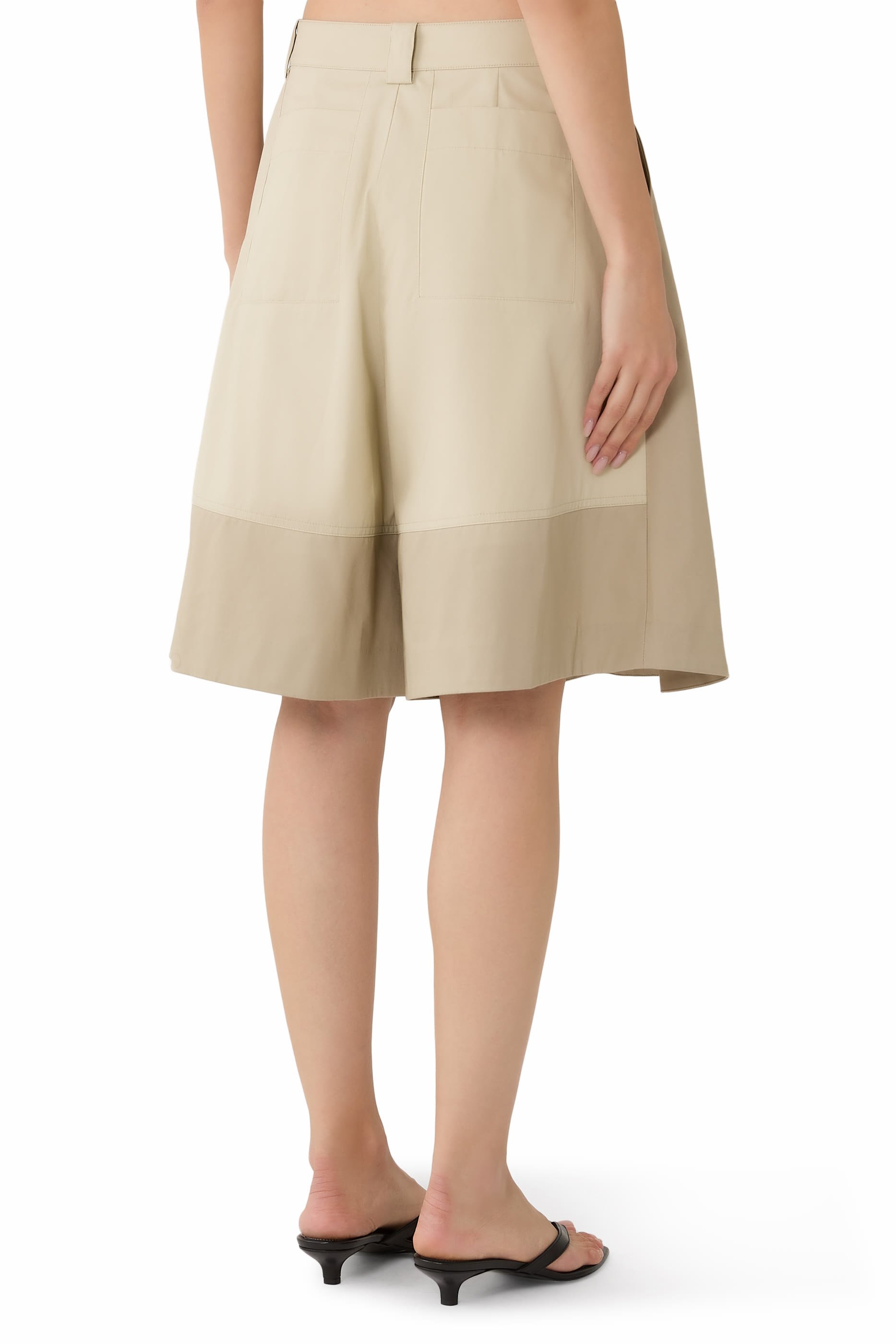 Two-Toned Wide Pleated Shorts