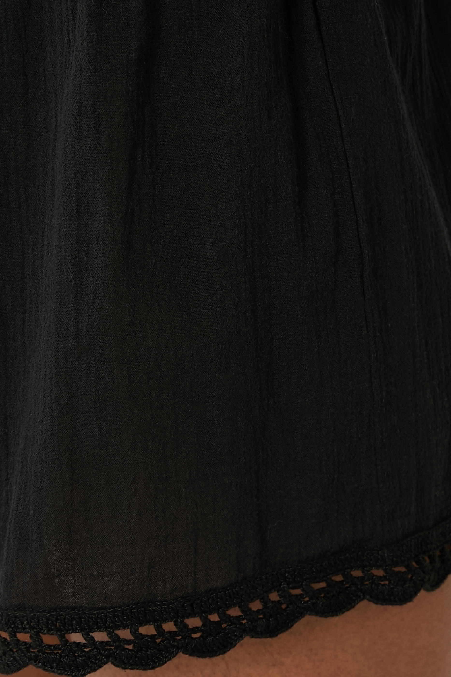 شورت أران للارتداء فوق ملابس السباحة