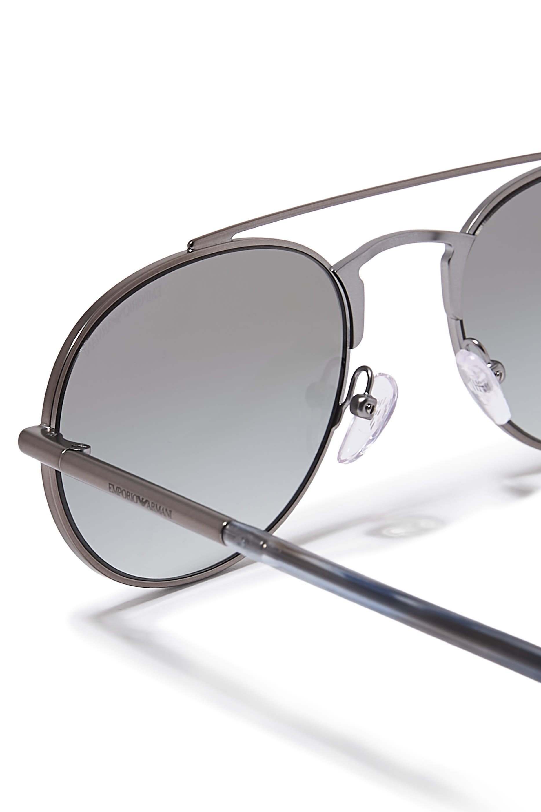 نظارة شمسية بإطار D