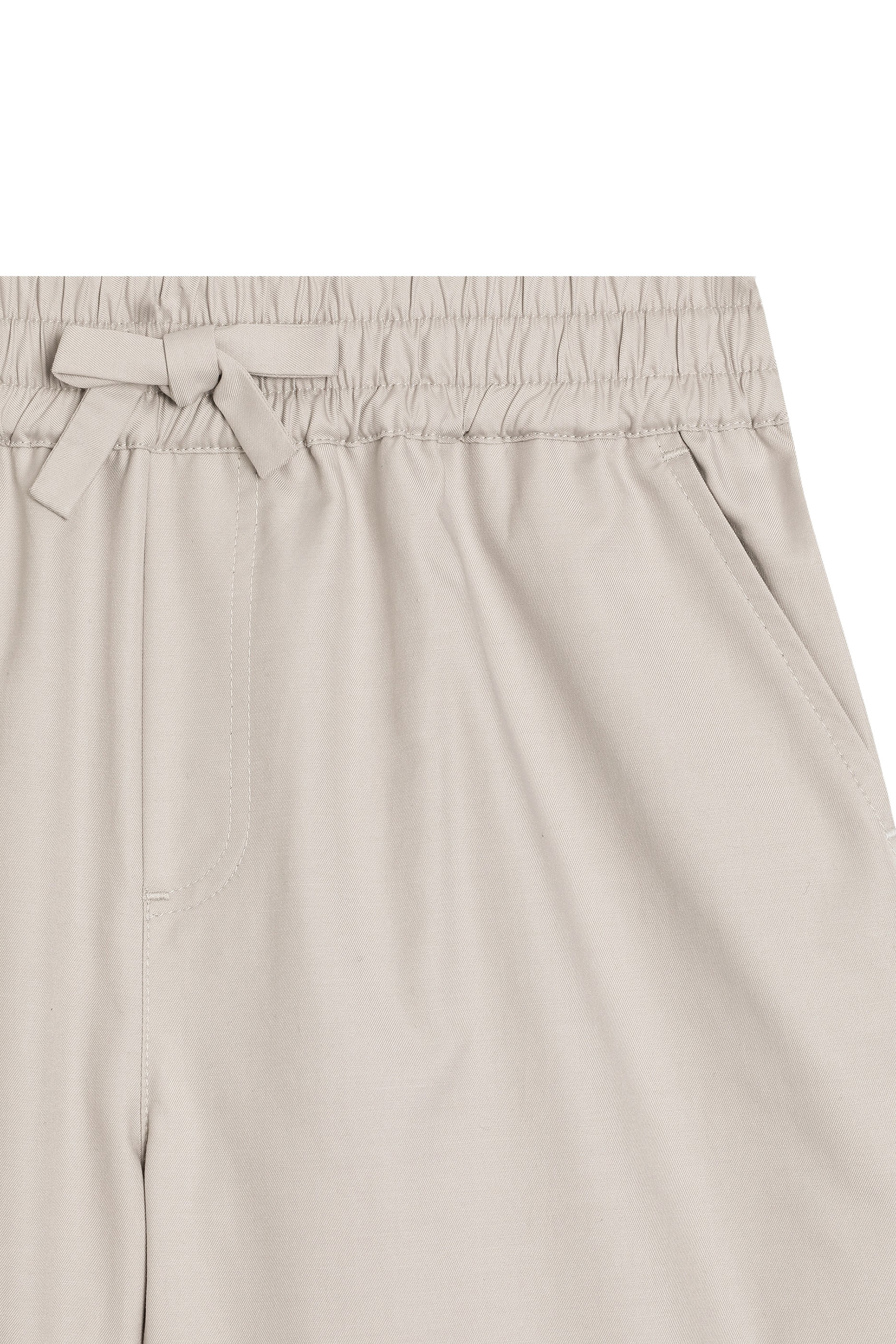 شورت بتطريز شعار الماركة غابردين للأطفال