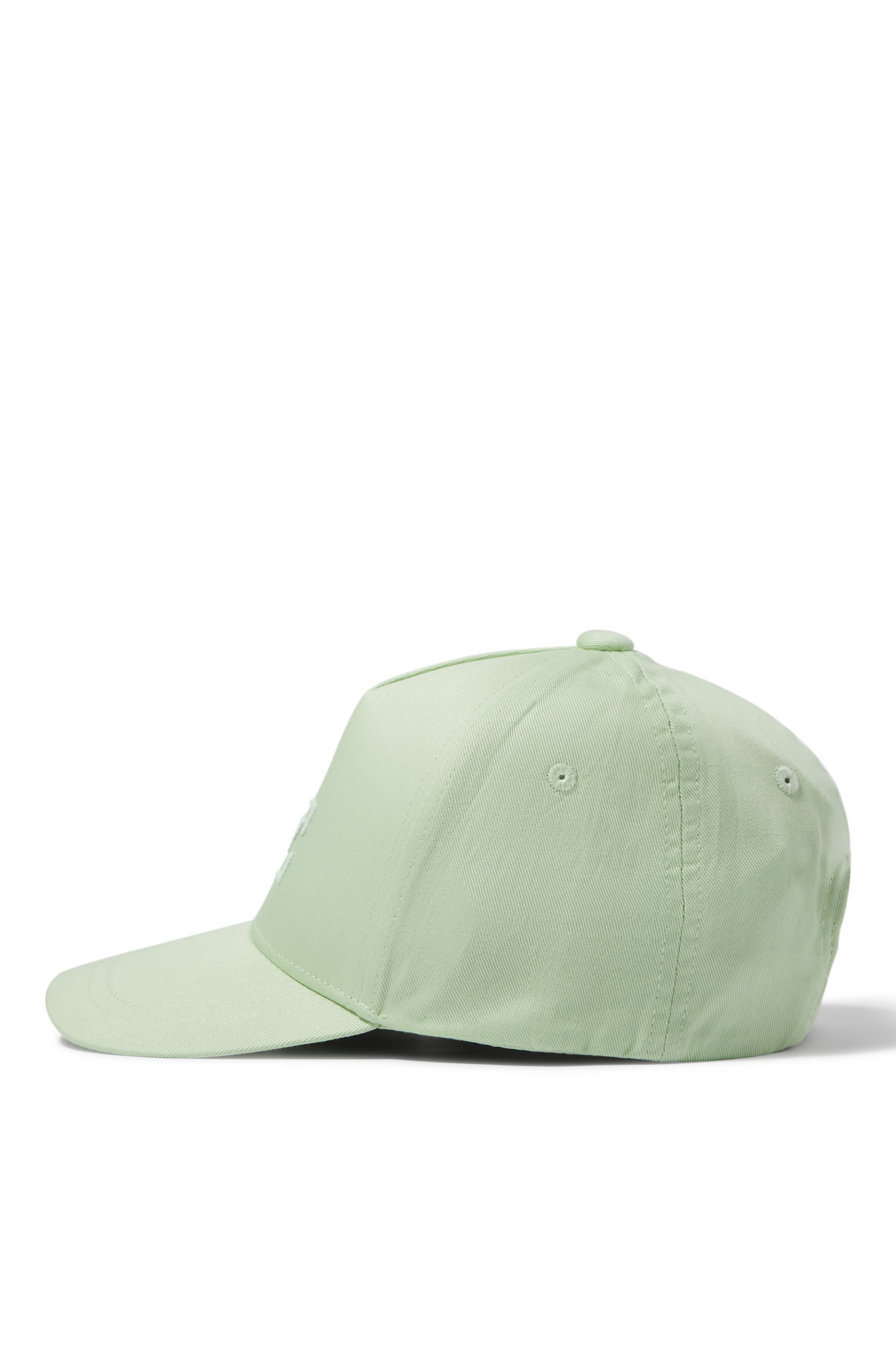 كاب مطرز بشعار الماركة للأطفال