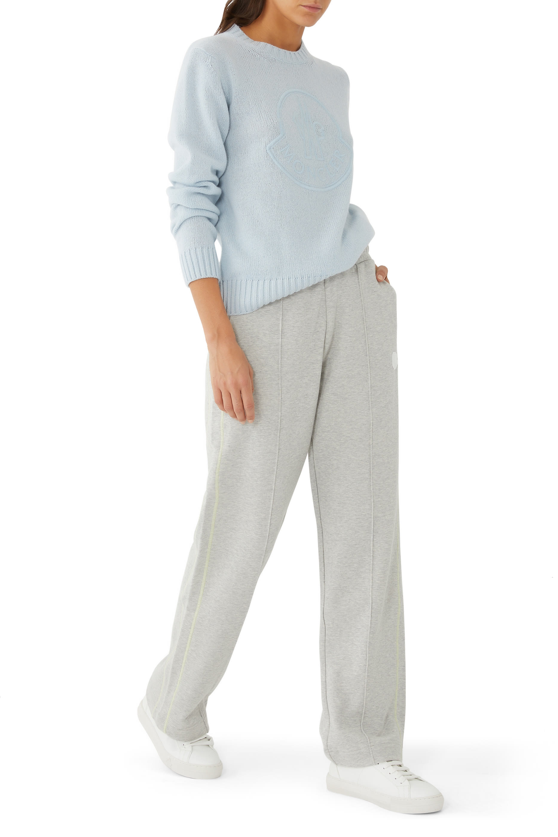 بنطال رياضي برقعة شعار الماركة