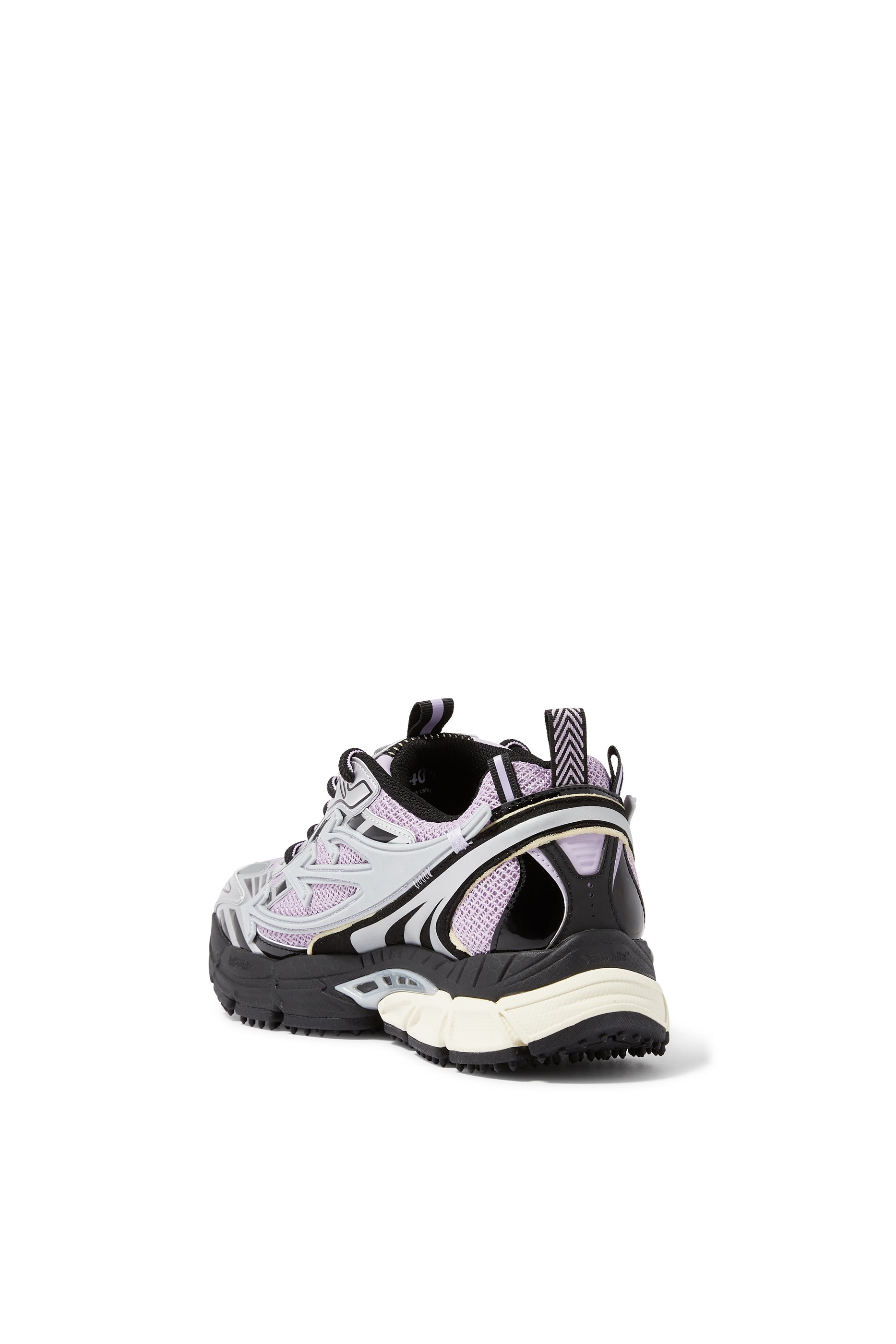 سنيكرز بي رايت باك بشعار الماركة