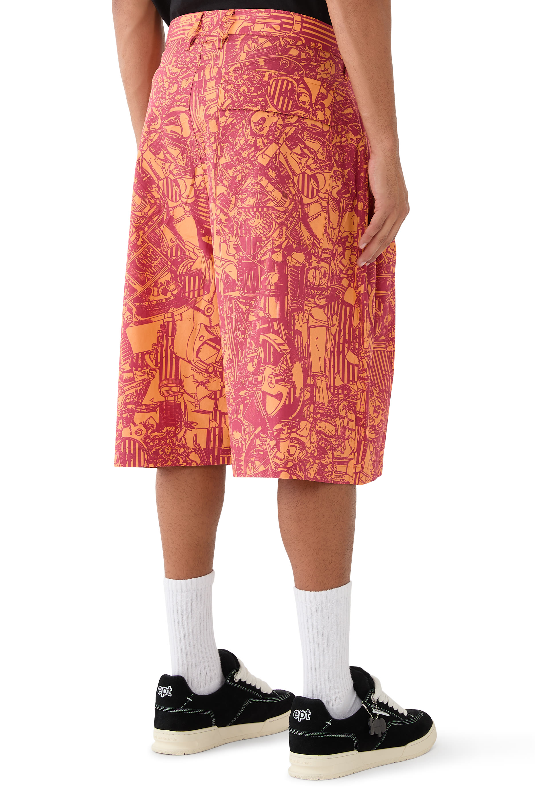 شورت برمودا