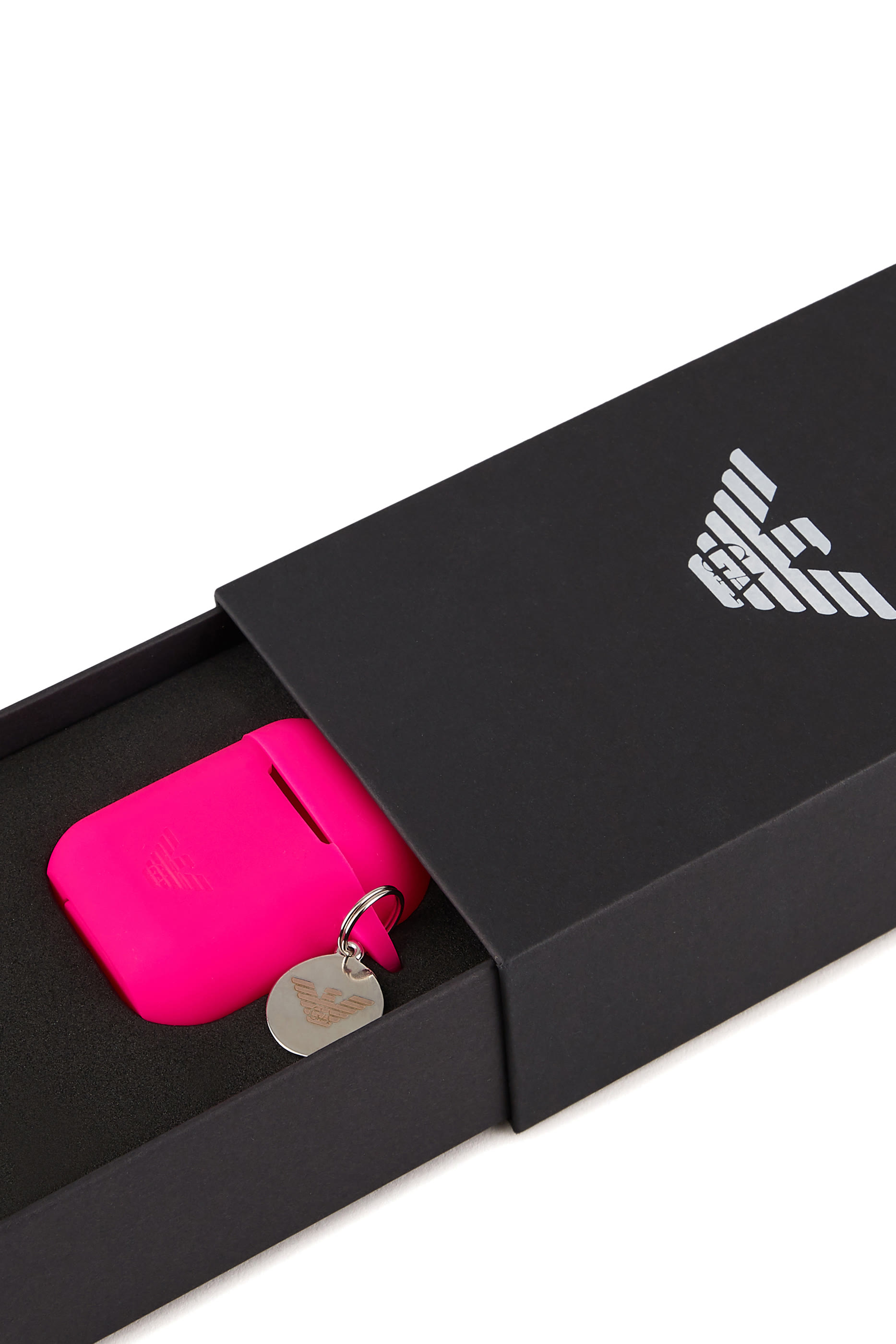 عبوة سماعات اير بودز سيليكون بشعار EA