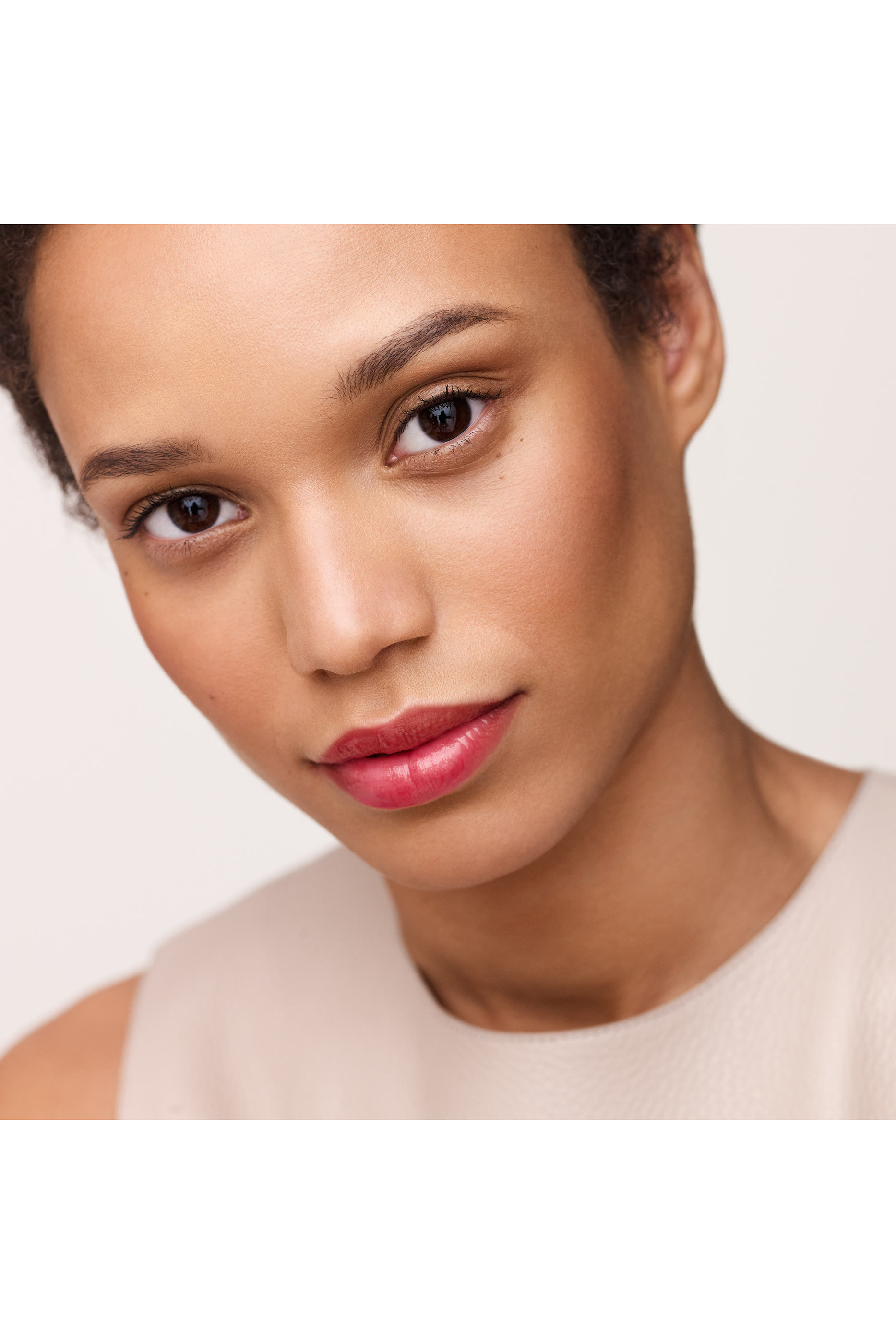 زيت شفاه هيرميستابل للعناية بالشفاه